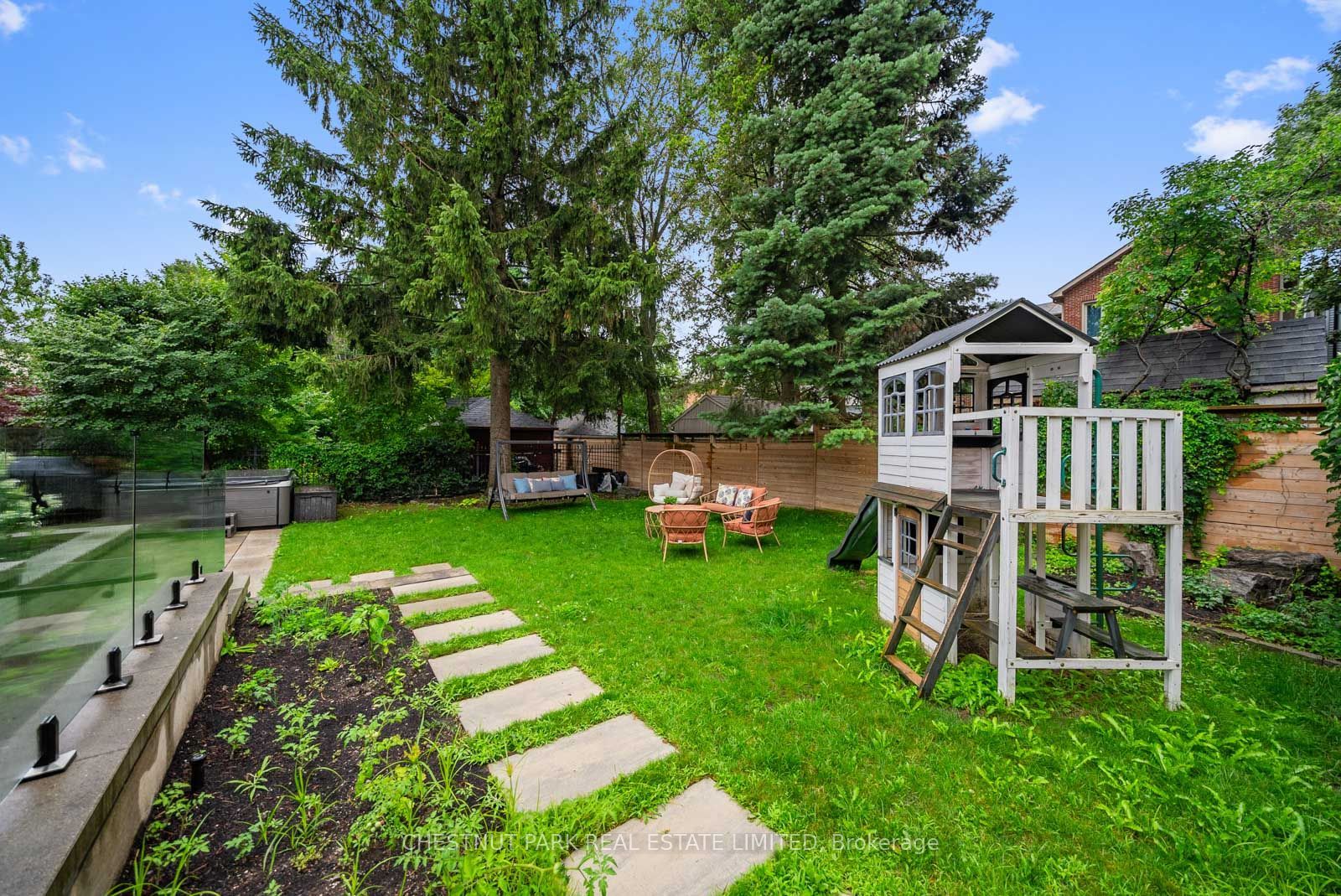 142 Fallingbrook Road Property Photo 48