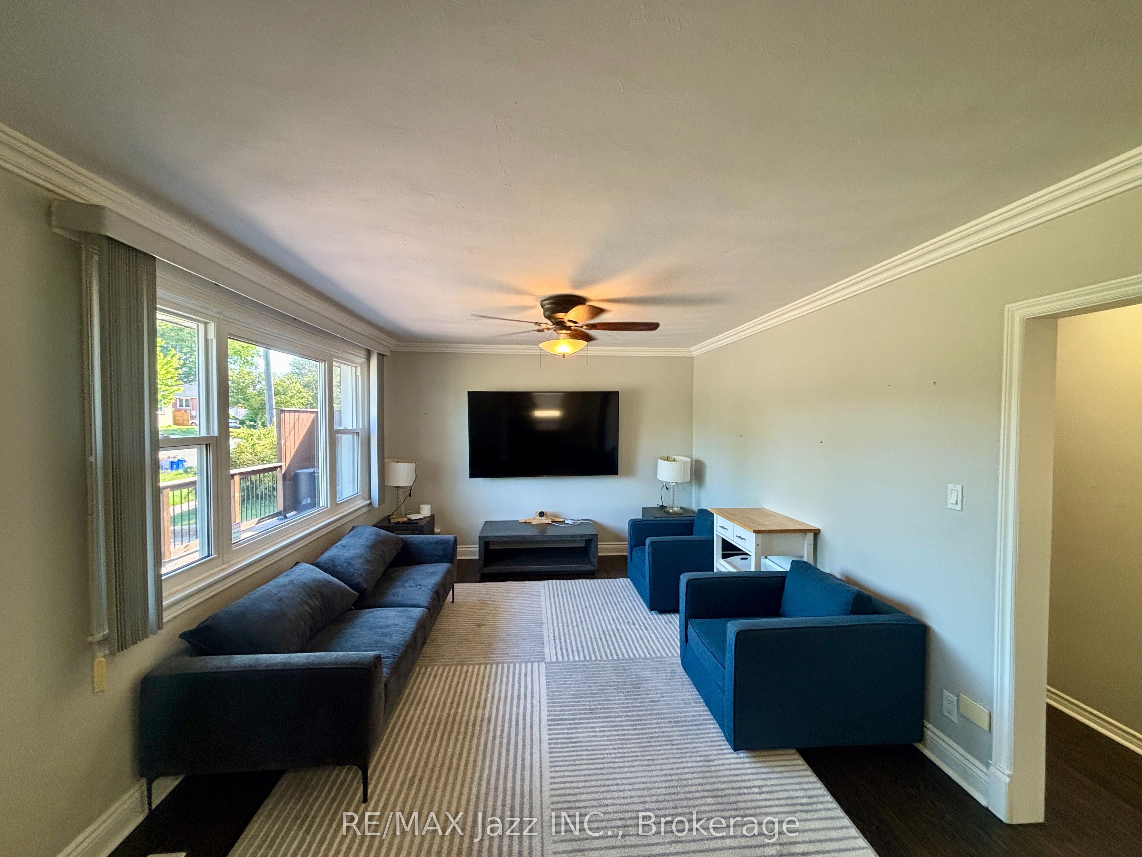 751 Phillip Murray Avenue Unit 1 Property Photo 4