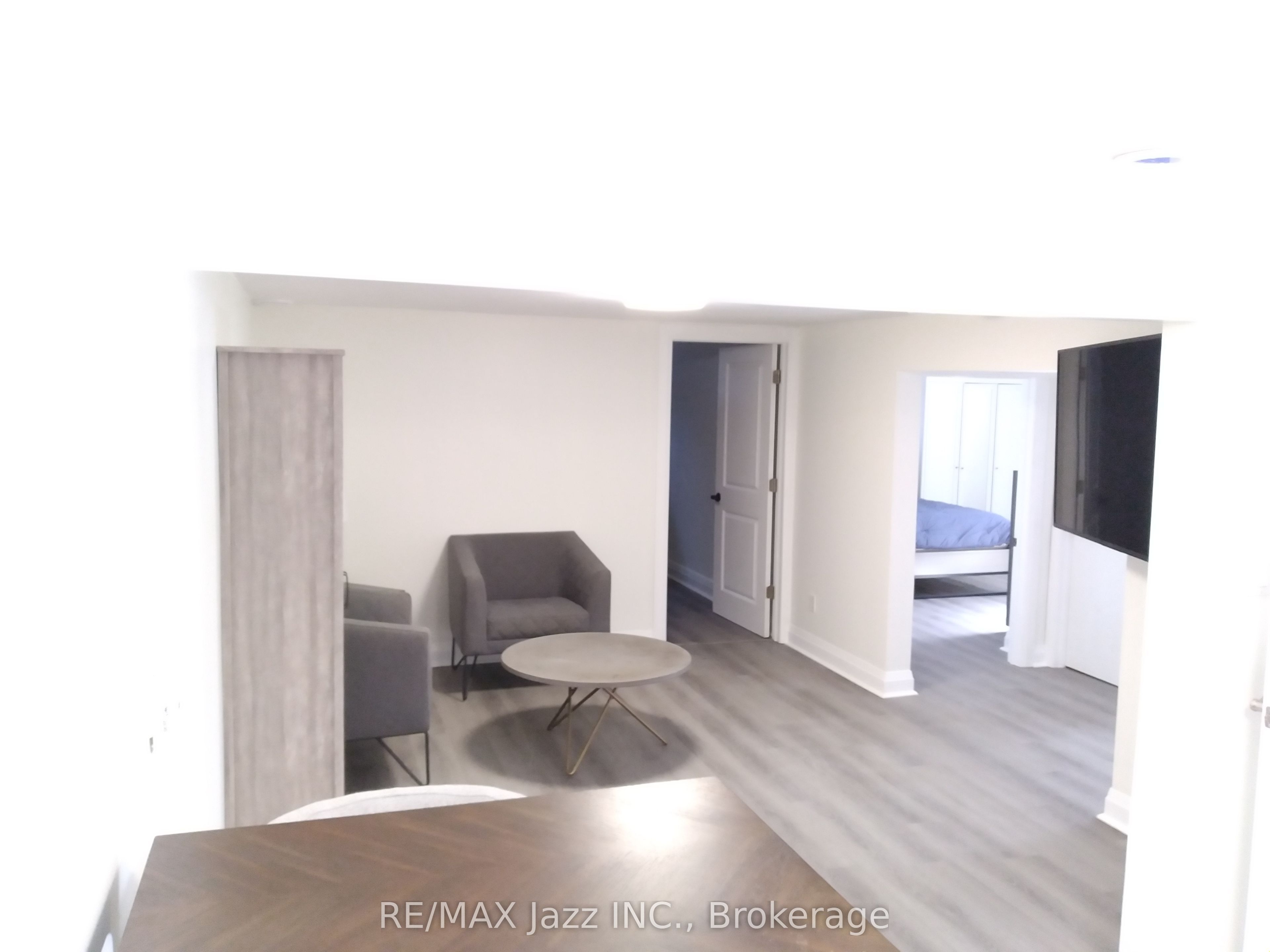 751 Phillip Murray Avenue Unit 2 Property Photo 8