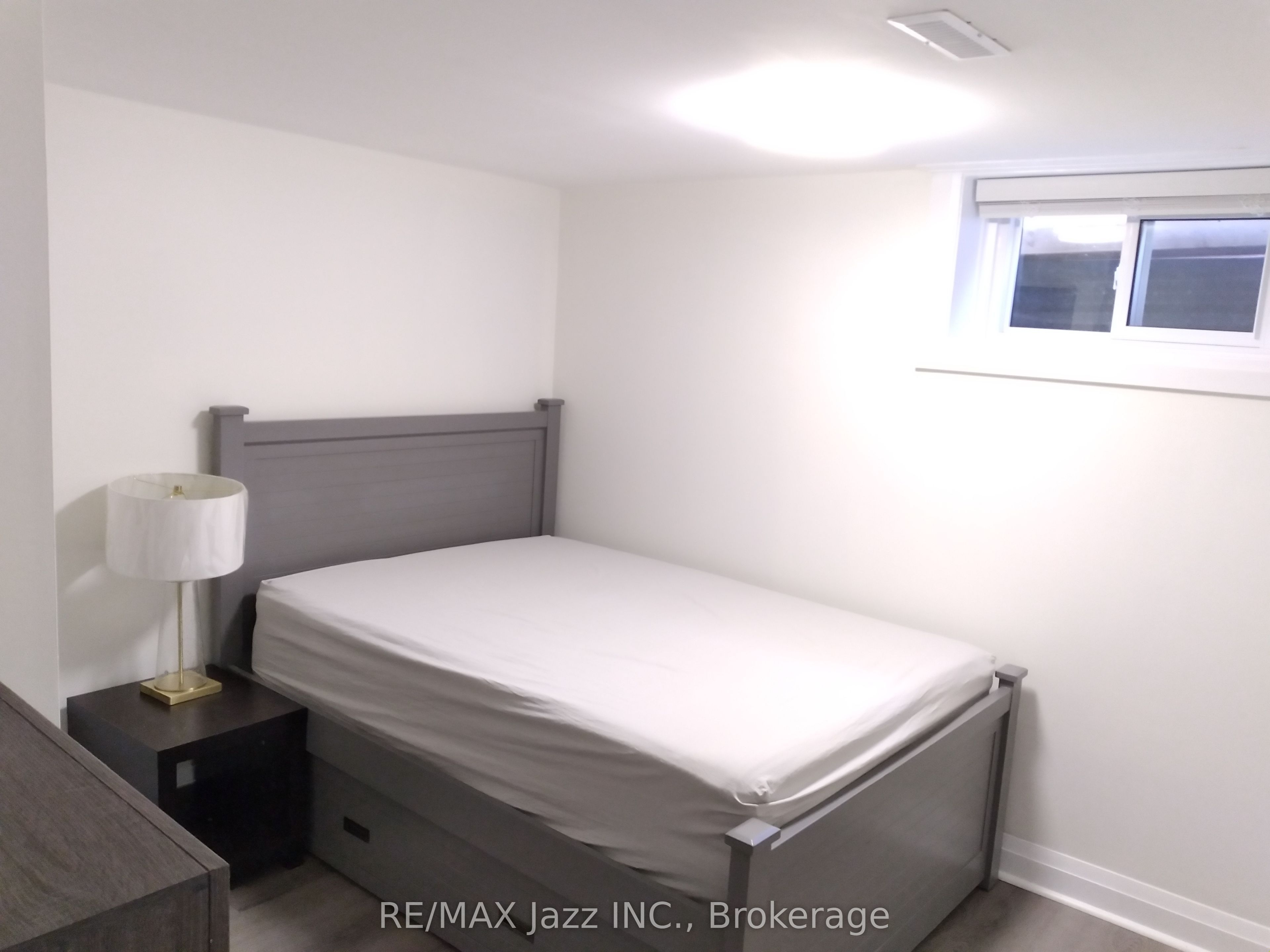 751 Phillip Murray Avenue Unit 2 Property Photo 14