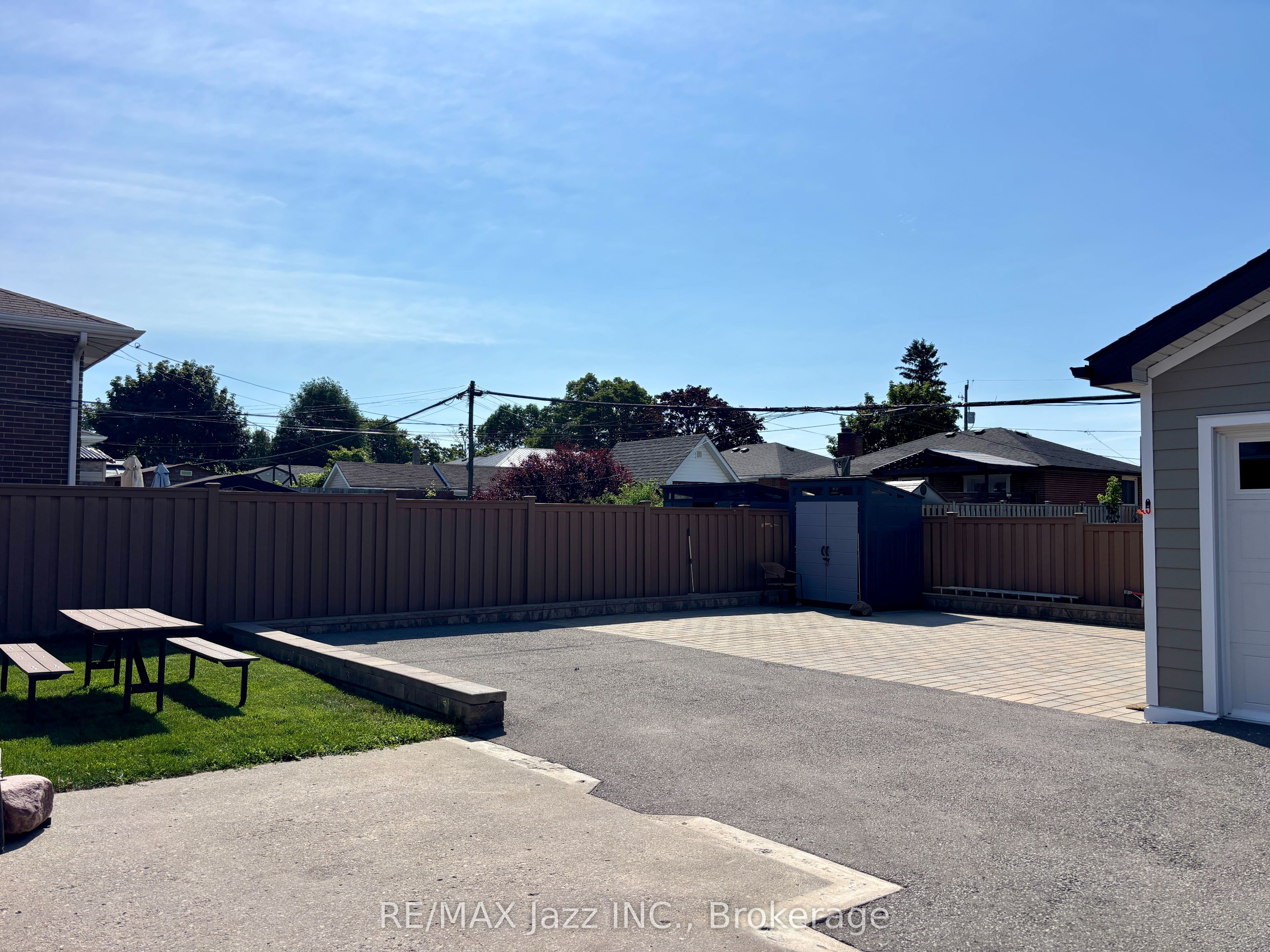 751 Phillip Murray Avenue Unit 2 Property Photo 16