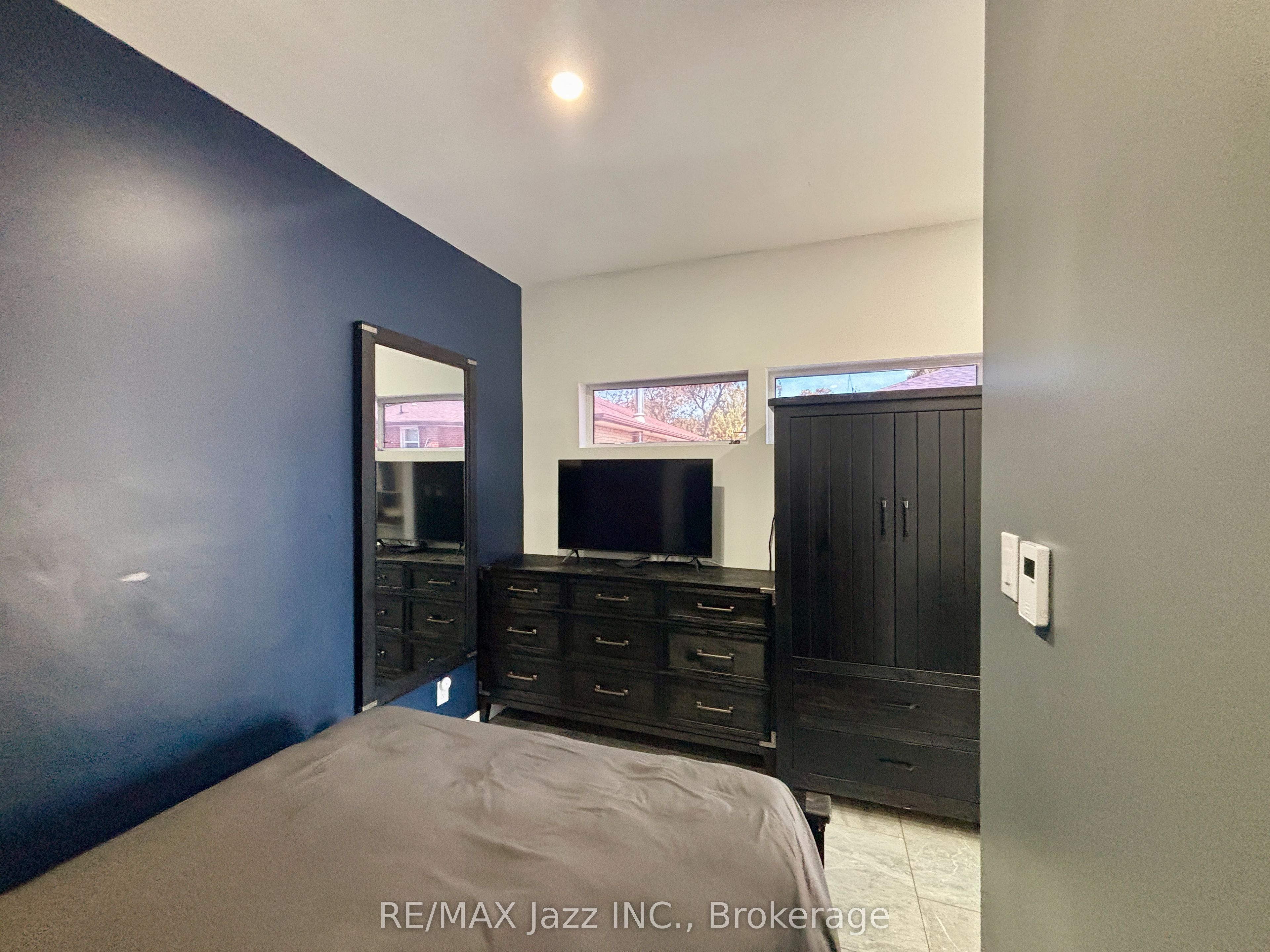 751 Phillip Murray Avenue Unit 3 (adu) Property Photo 8