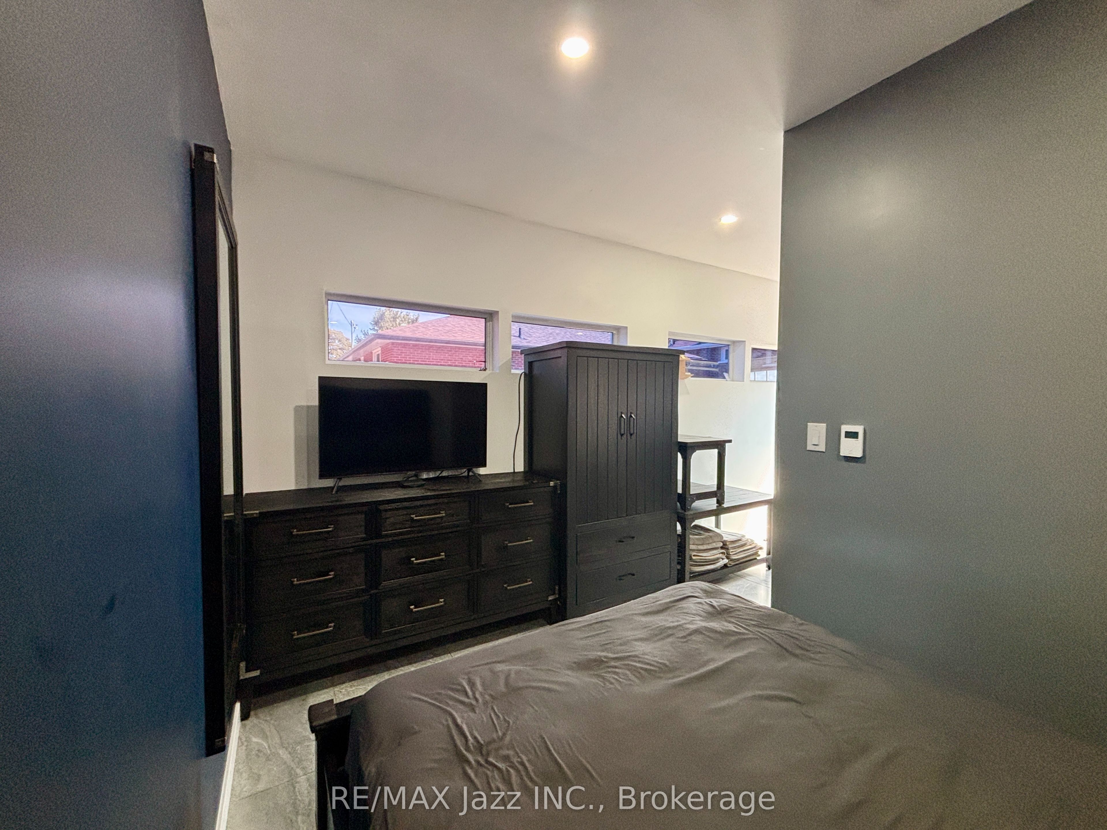 751 Phillip Murray Avenue Unit 3 (adu) Property Photo 9