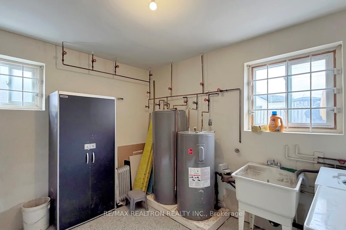362 Elgin Court 3 Property Photo 22