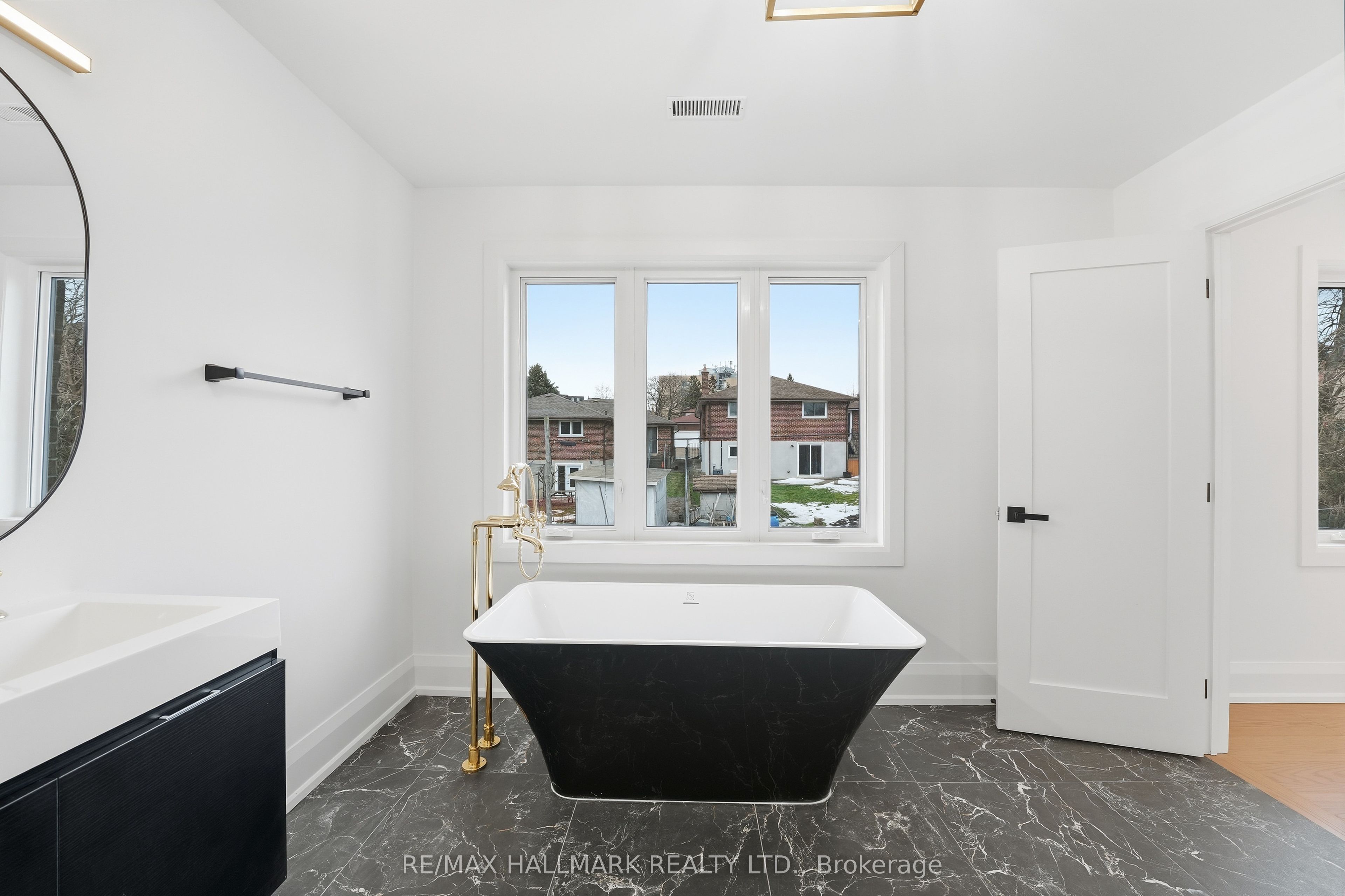 49 Greendowns Drive Property Photo 13