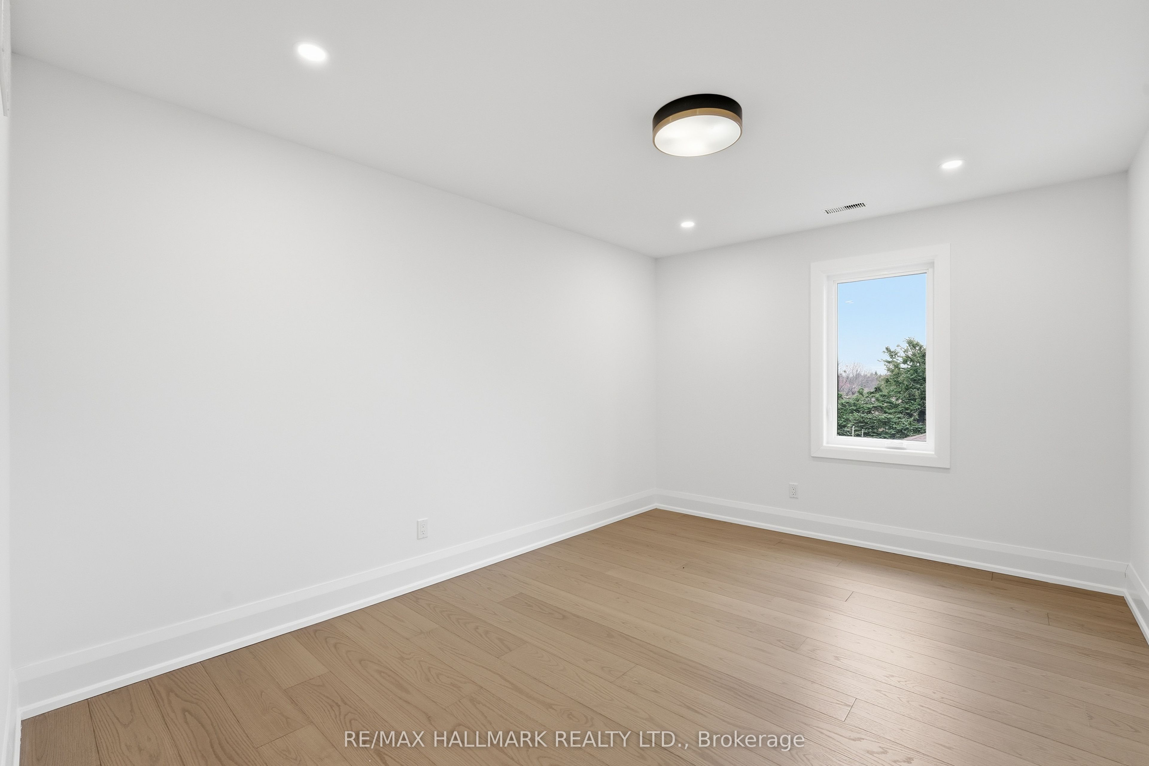 49 Greendowns Drive Property Photo 18