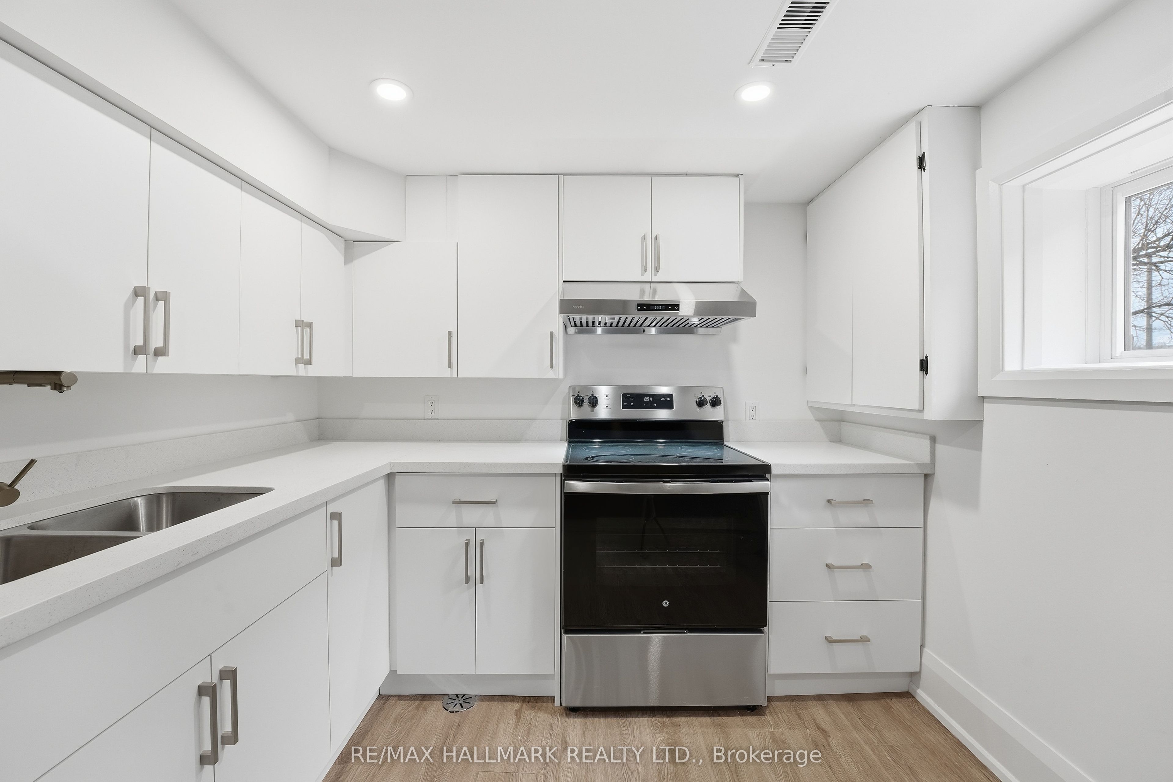 49 Greendowns Drive Property Photo 22