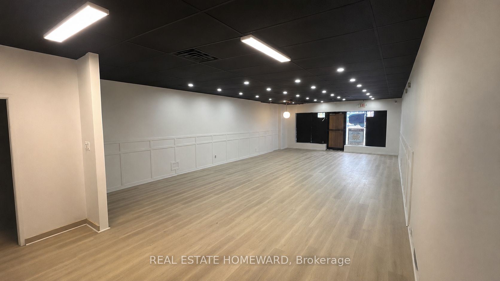 3095 Eglinton Avenue E #4 Property Photo 4