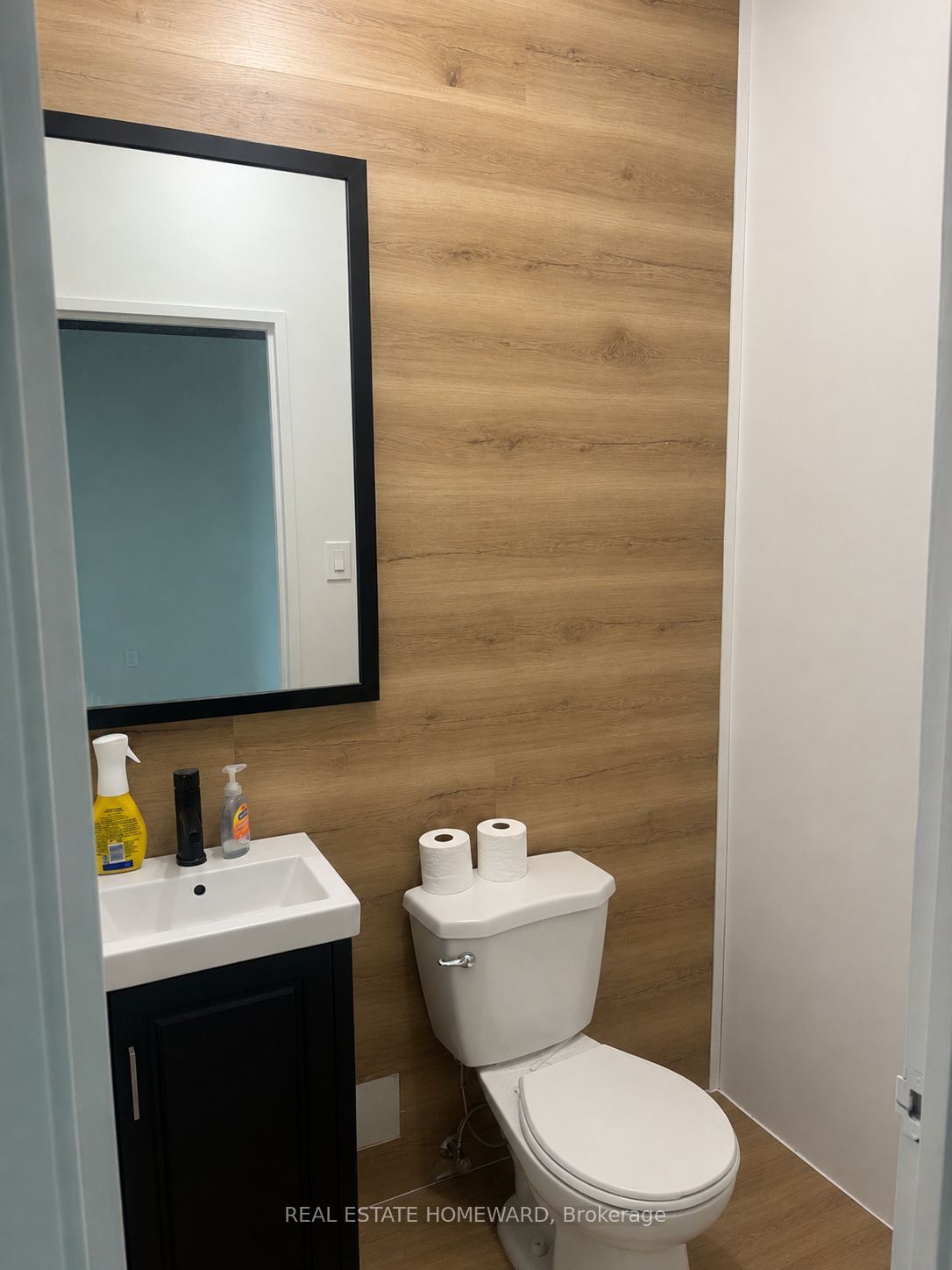 3095 Eglinton Avenue E #4 Property Photo 7