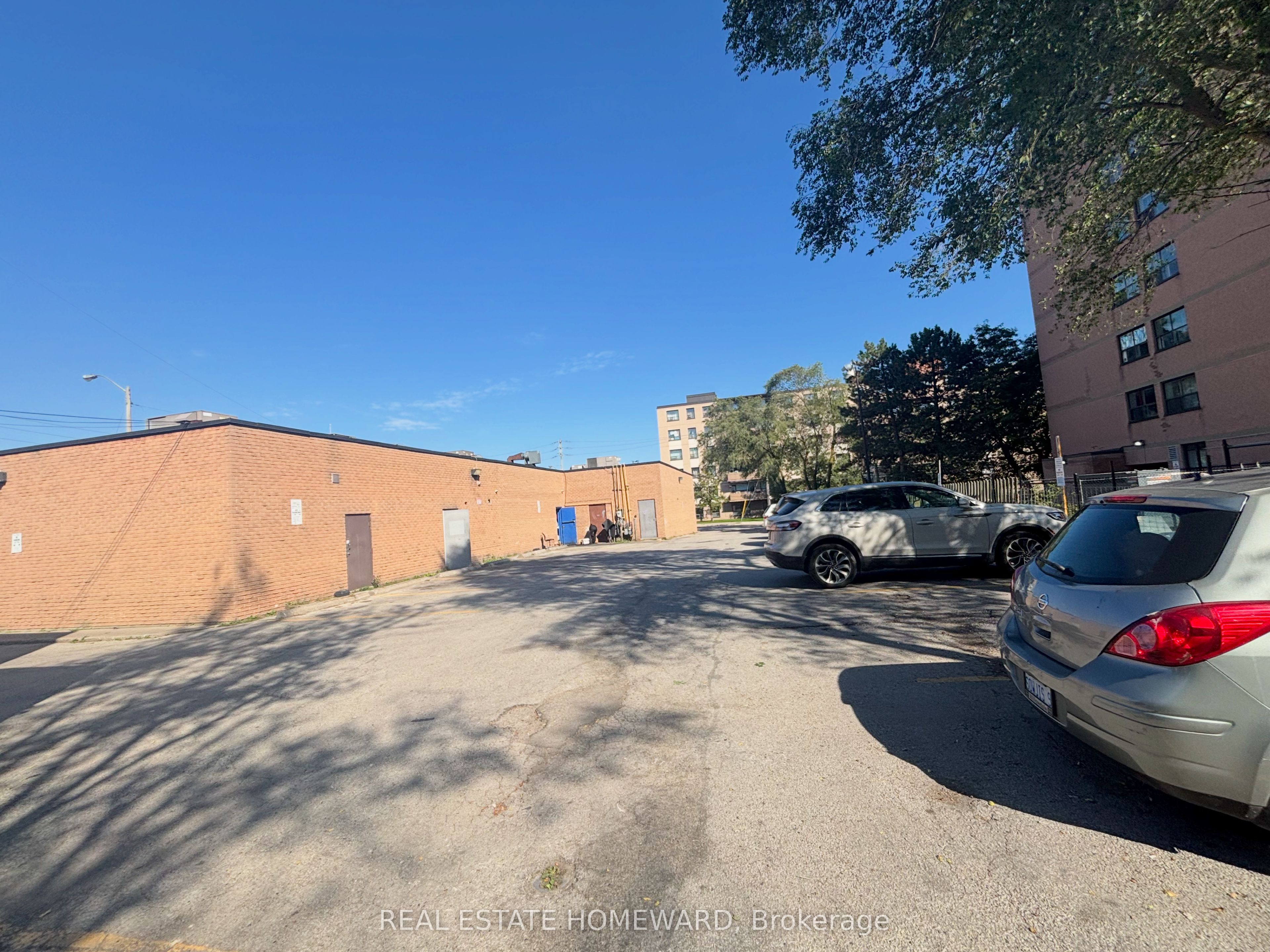 3095 Eglinton Avenue E #4 Property Photo 10