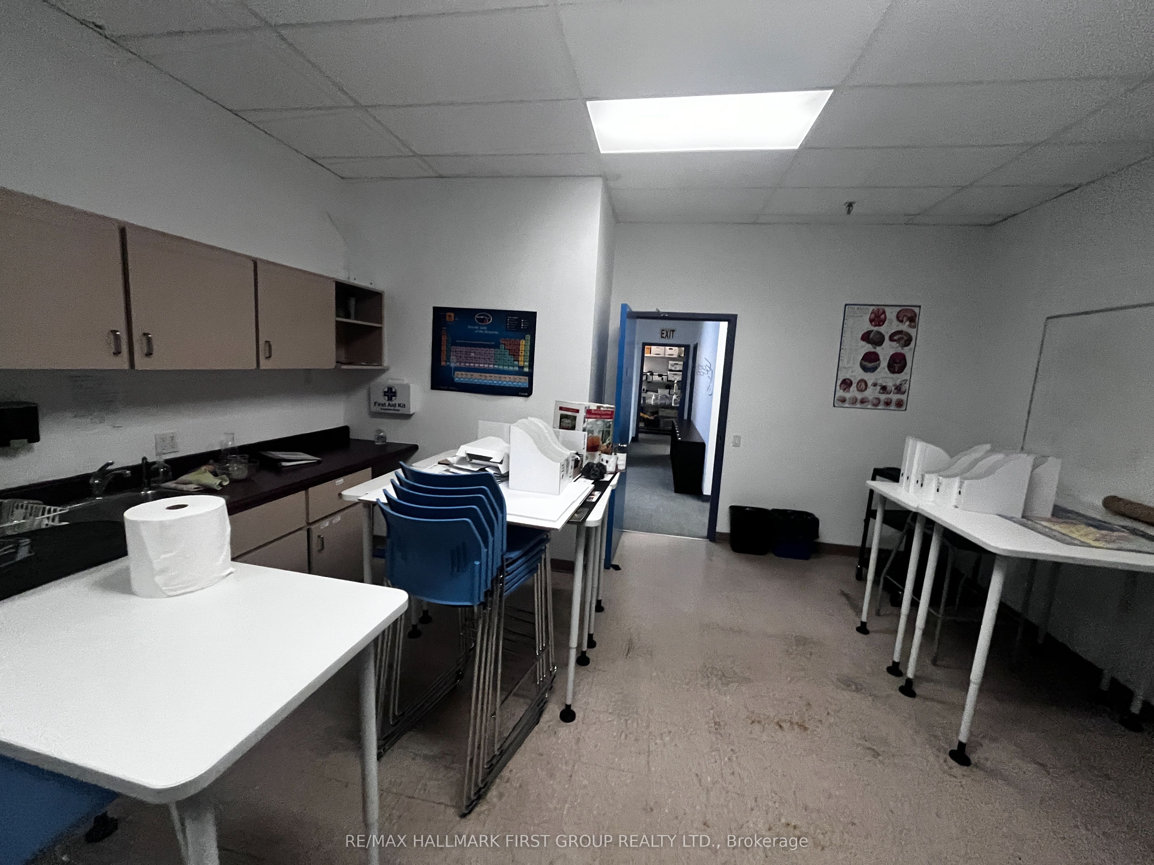 209 Dundas Street E #1-4 Property Photo 10