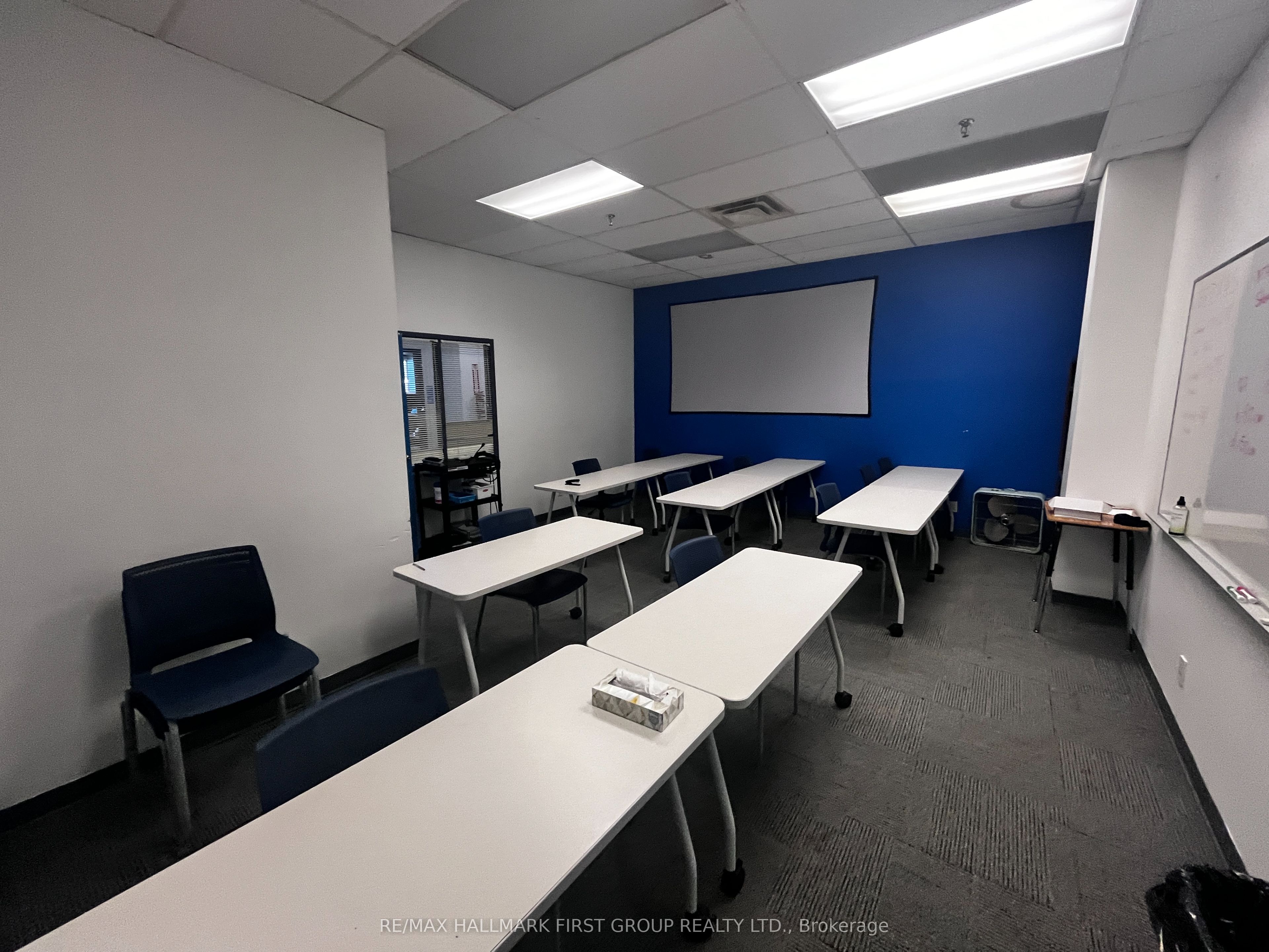 209 Dundas Street E #1-4 Property Photo 19