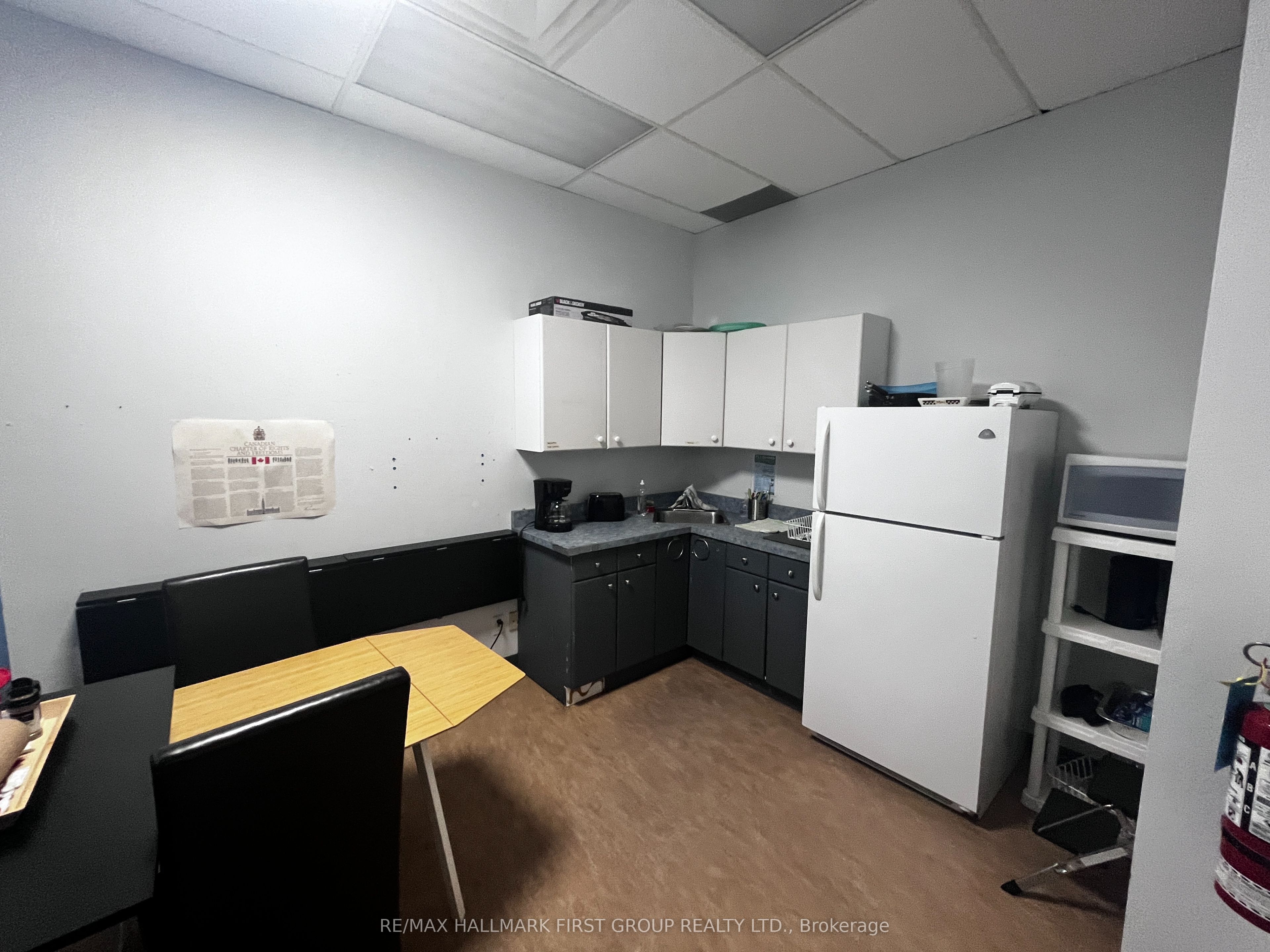 209 Dundas Street E #1-4 Property Photo 20