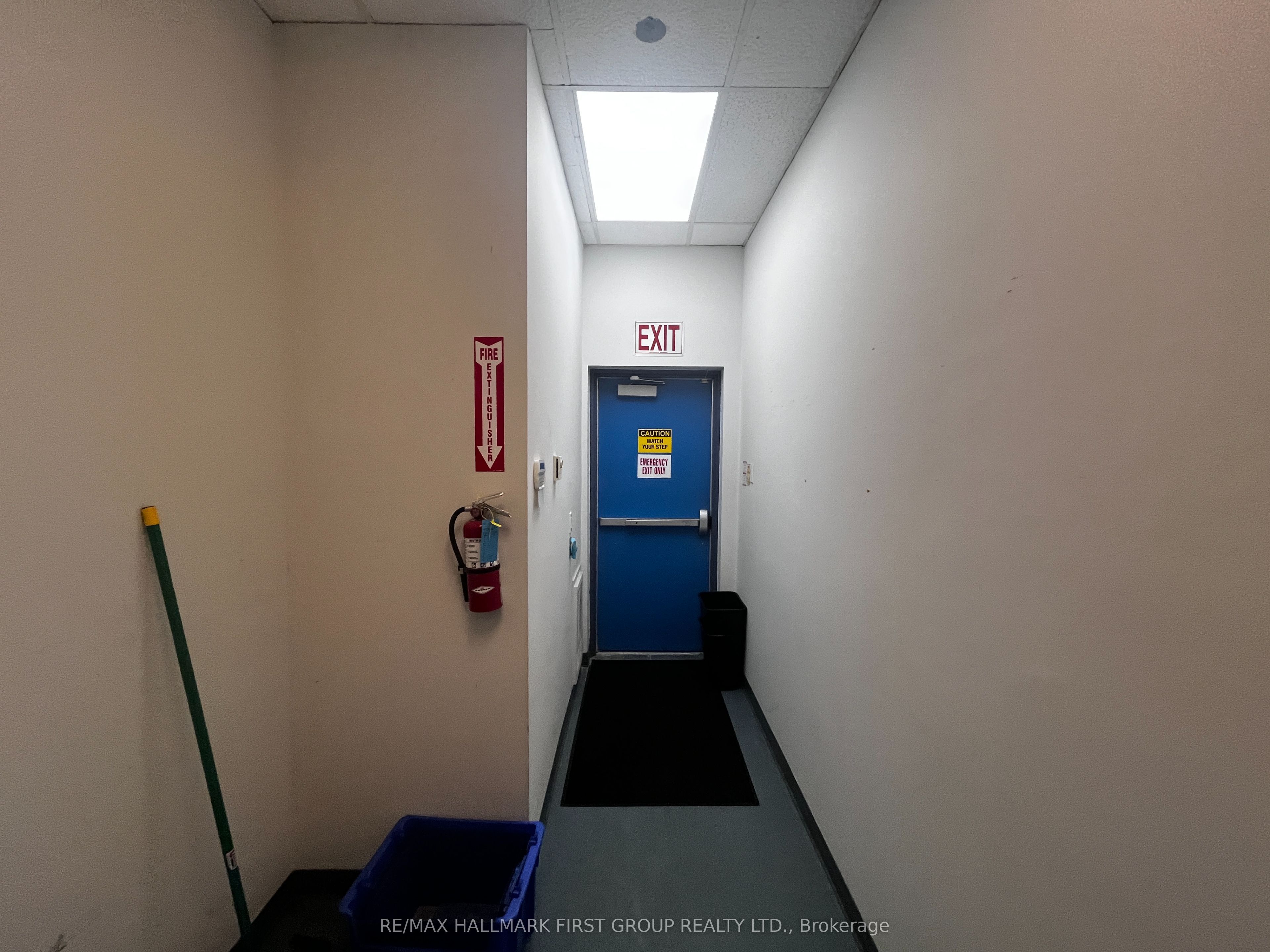209 Dundas Street E #1-4 Property Photo 21
