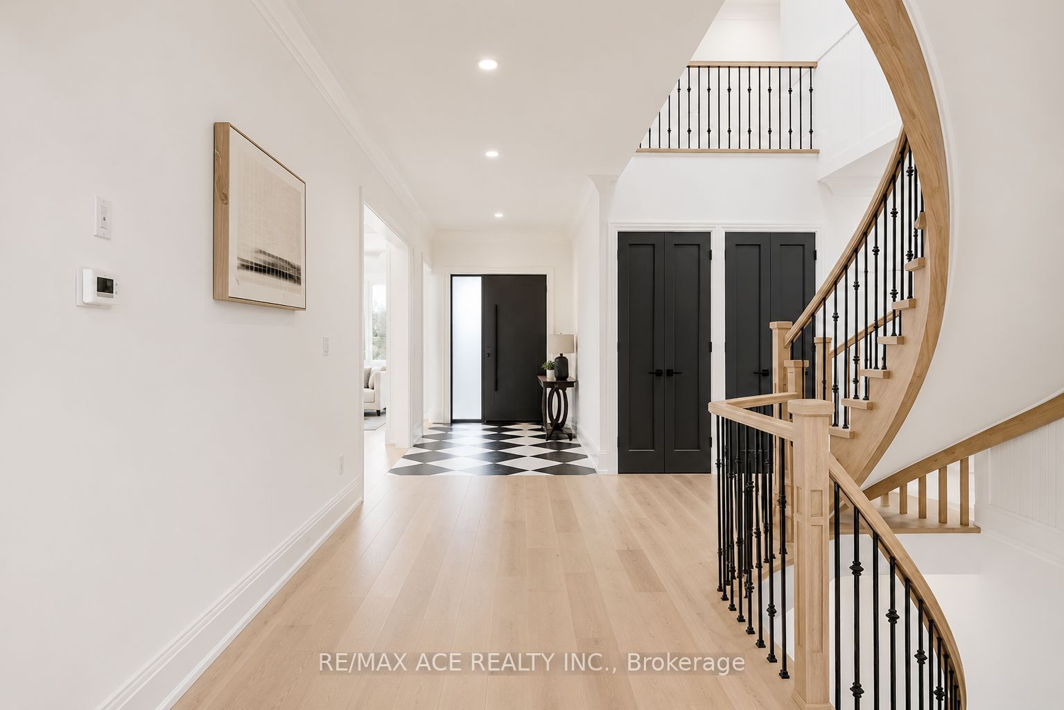 12 Euclid Avenue Property Photo 2