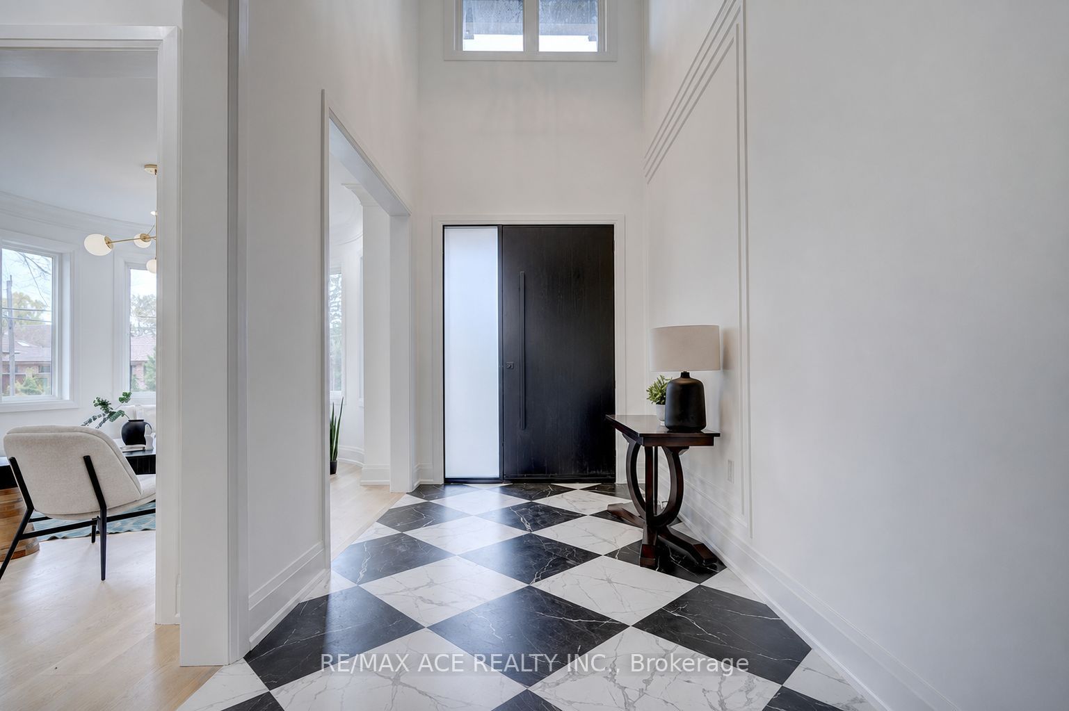 12 Euclid Avenue Property Photo 3