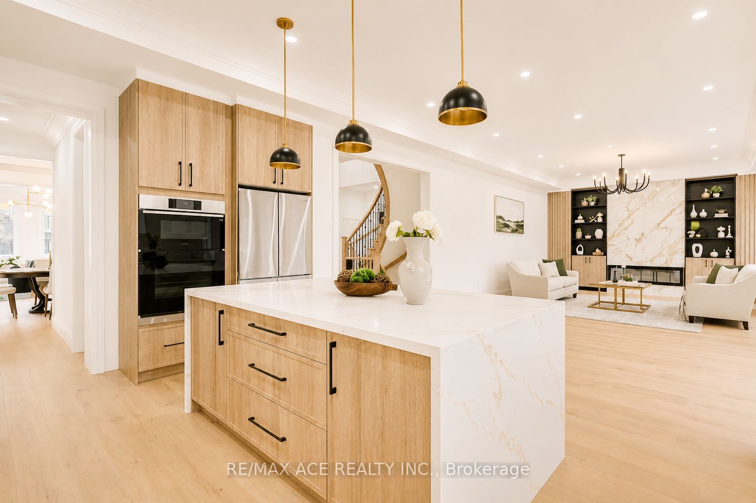 12 Euclid Avenue Property Photo 19