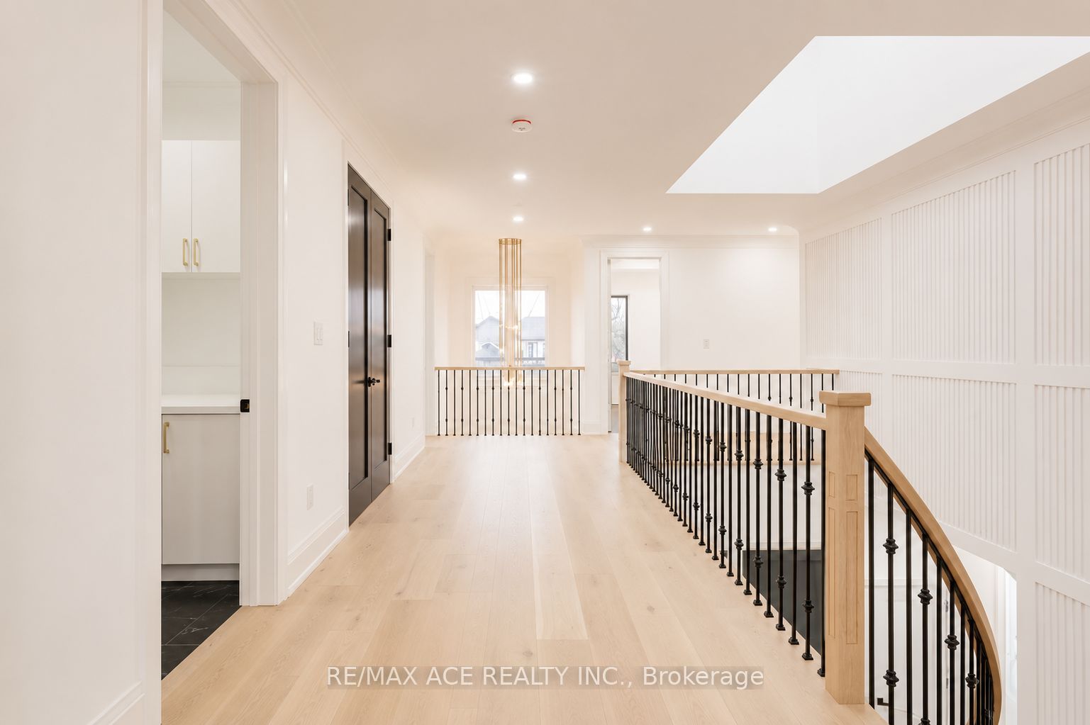 12 Euclid Avenue Property Photo 25