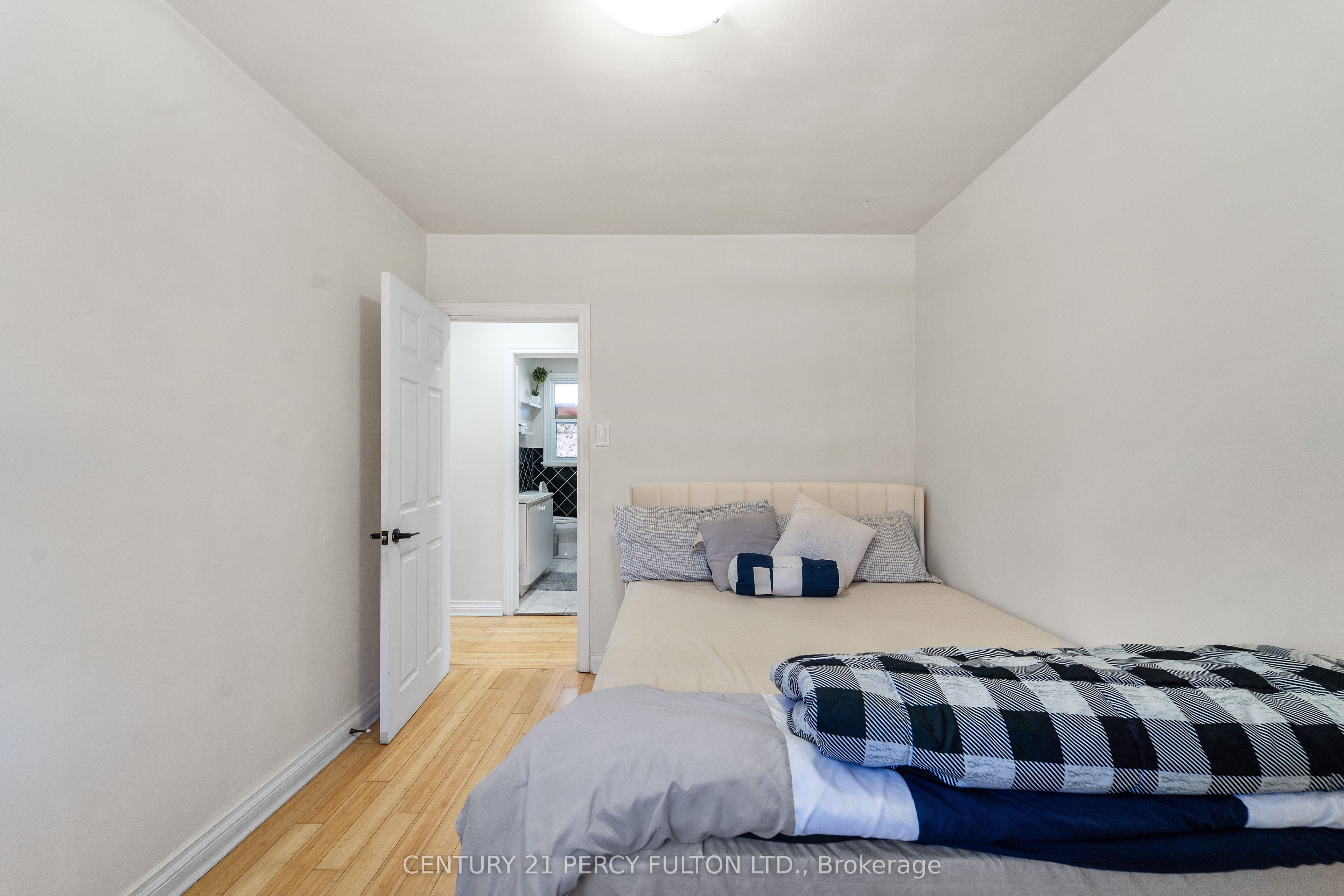826 Brimorton Drive Property Photo 11
