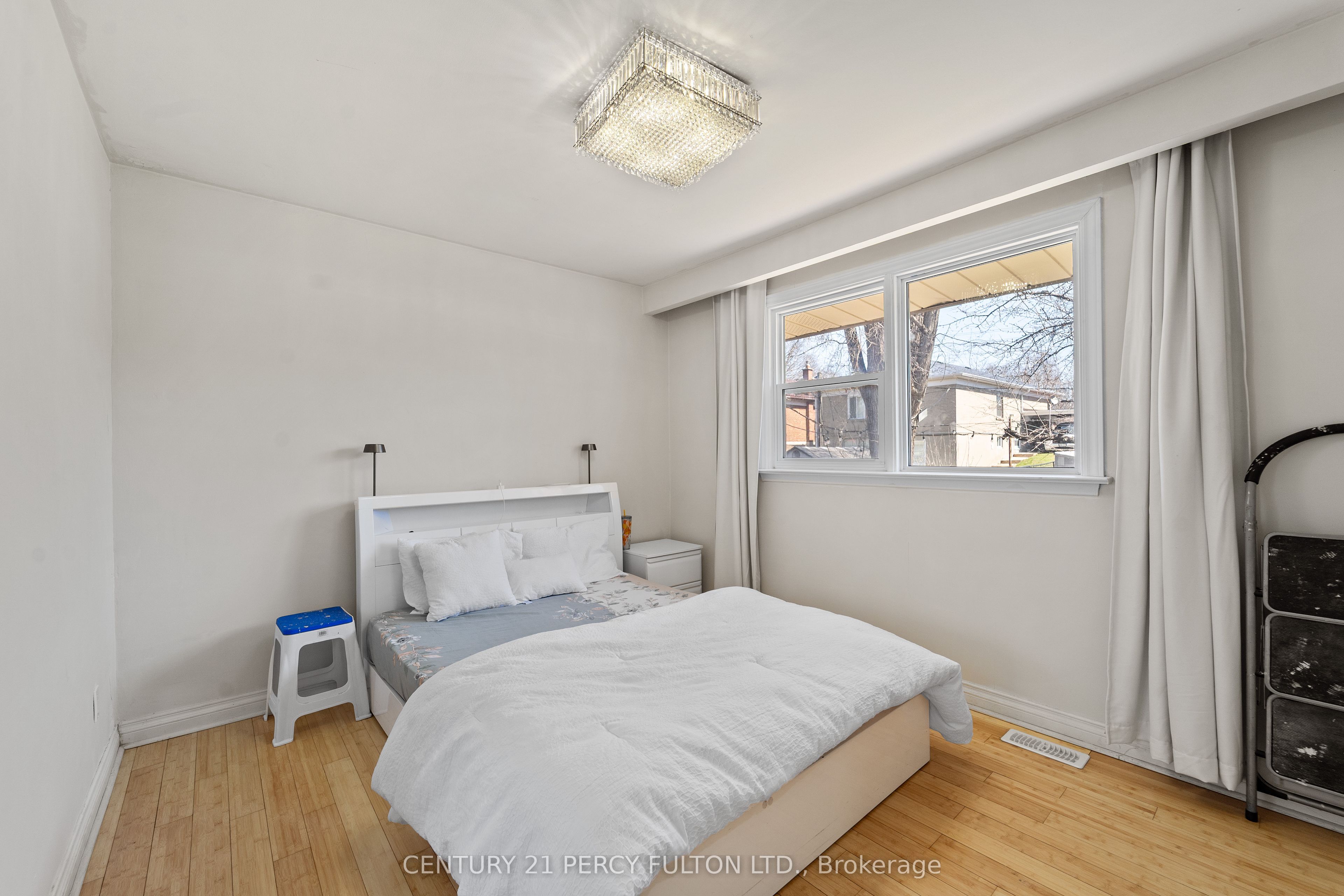 826 Brimorton Drive Property Photo 12