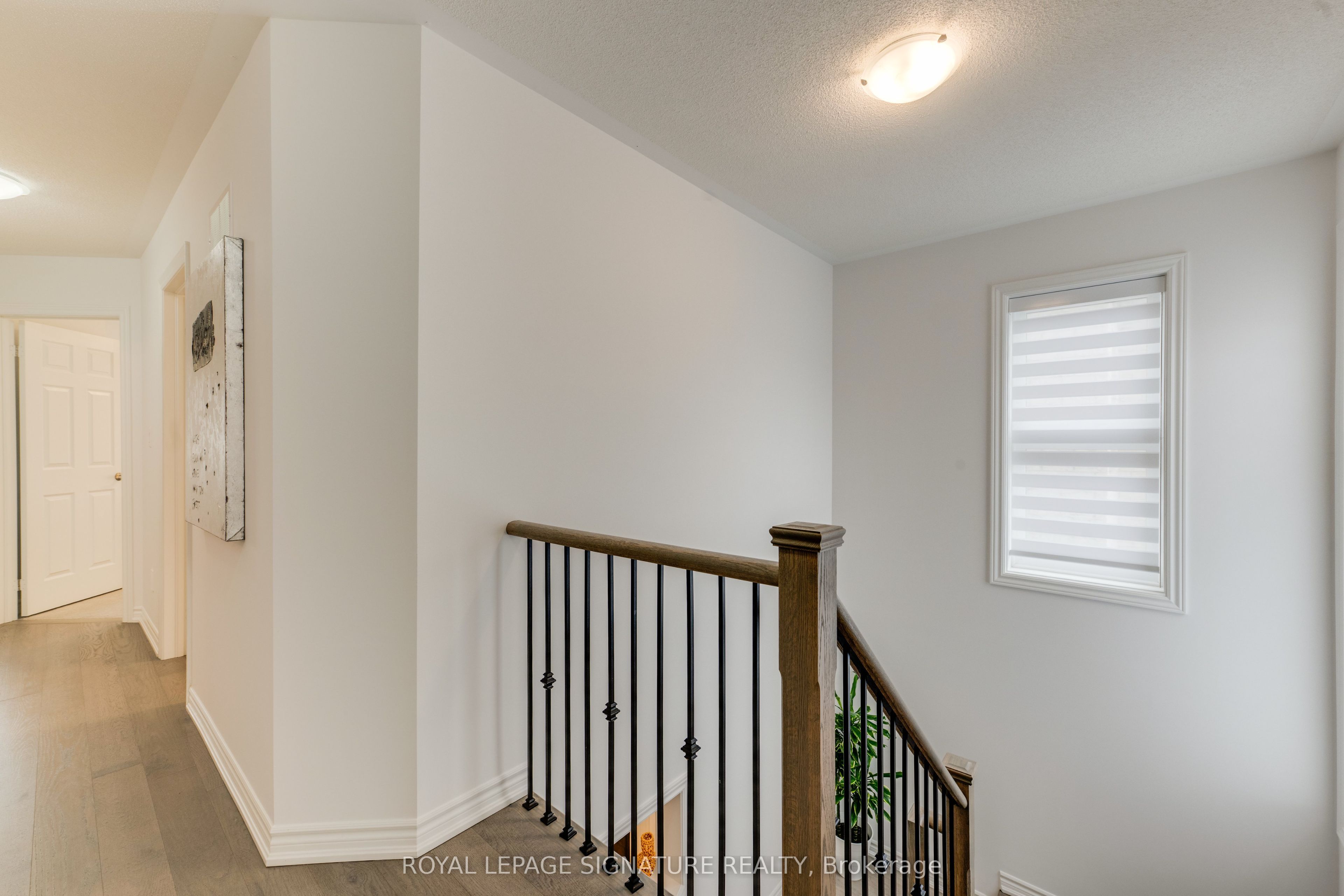 15 Mountainside Crescent Property Photo 22