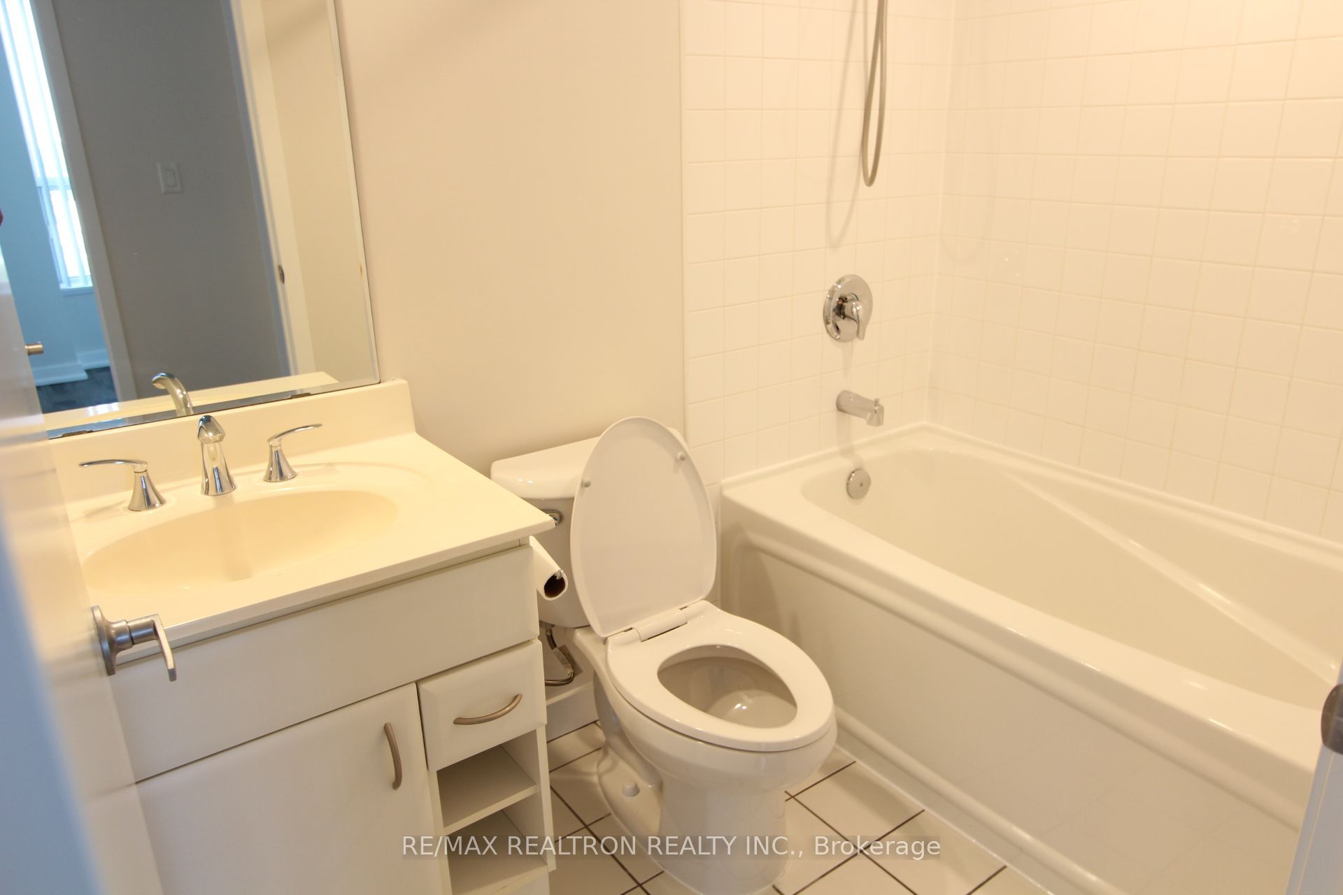 36 Lee Centre Drive 2906 Property Photo 12