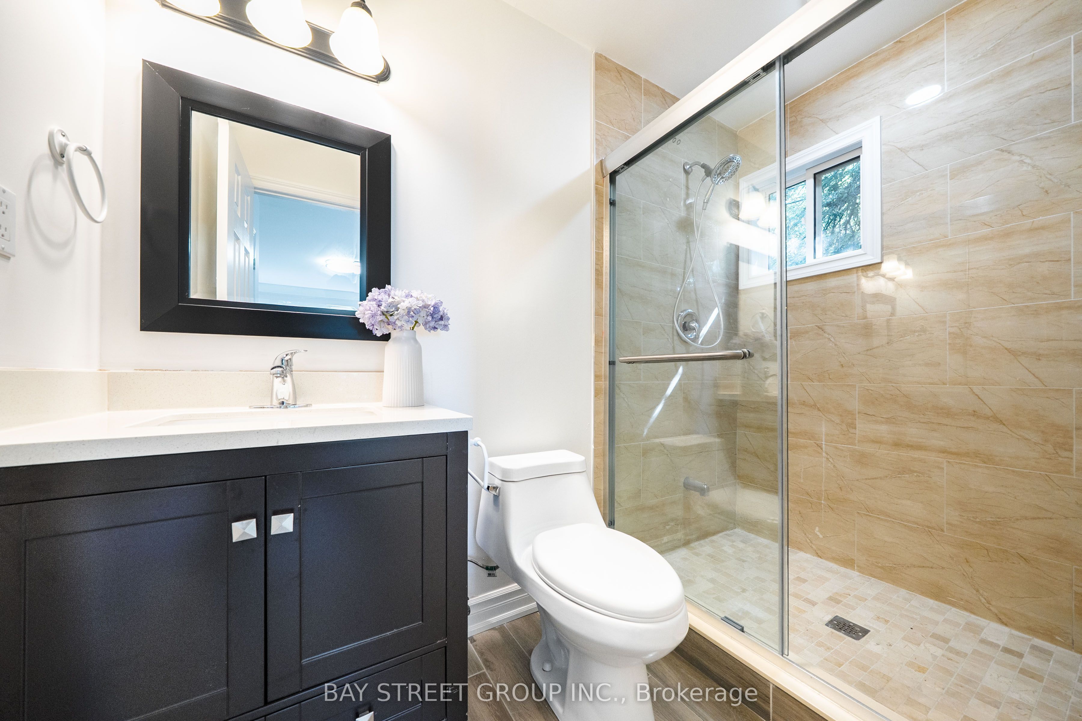 441 Guildwood Parkway Property Photo 22