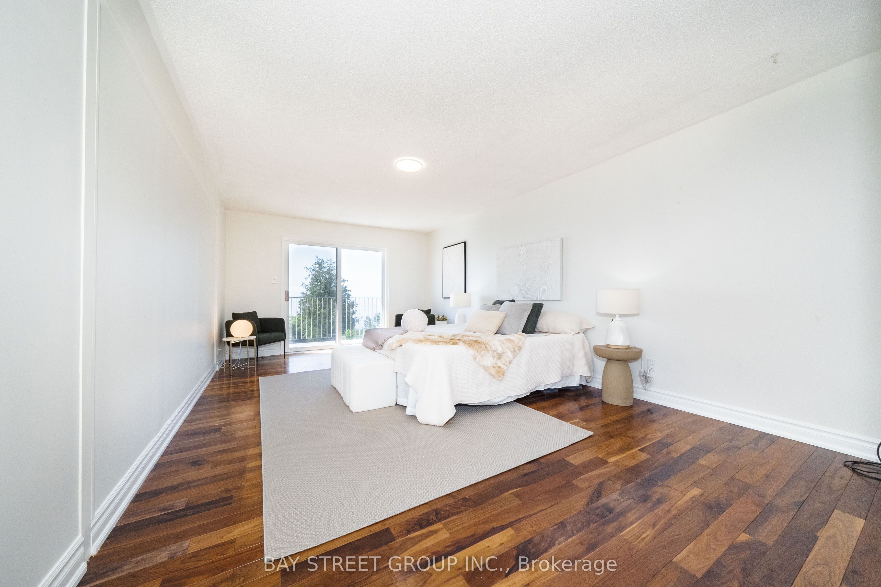 441 Guildwood Parkway Property Photo 28
