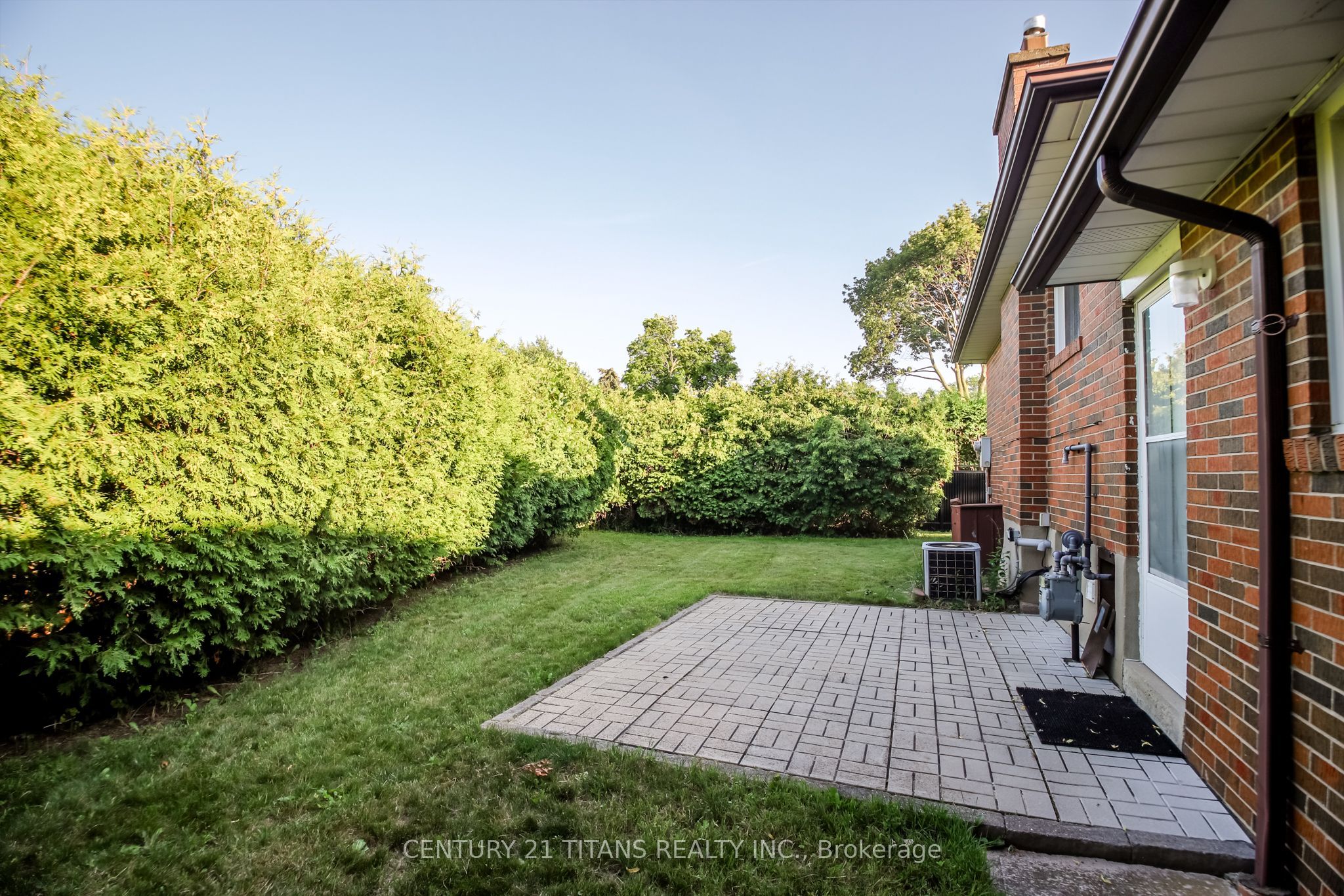 9 Minos Crescent Property Photo 3