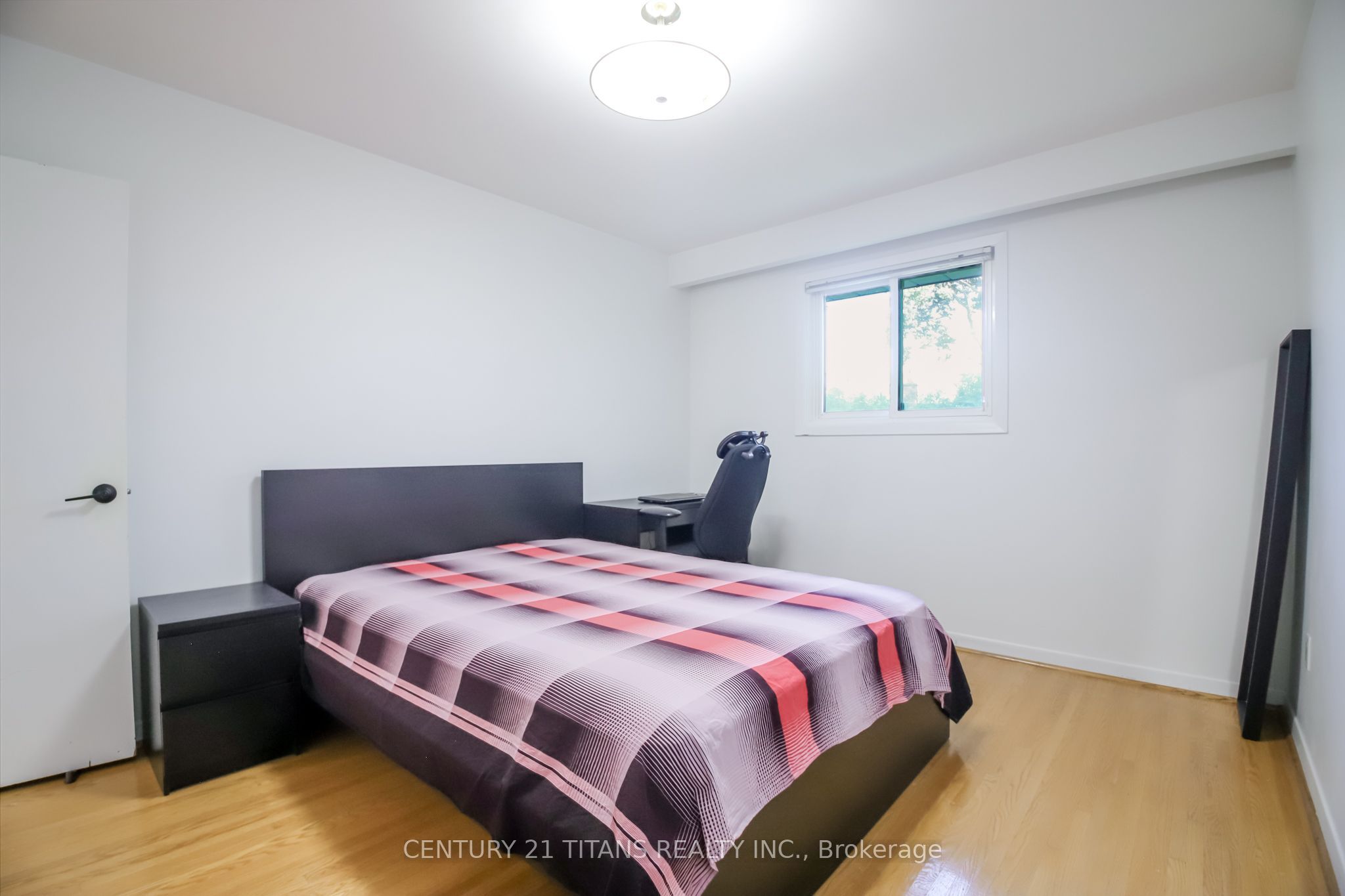 9 Minos Crescent Property Photo 19