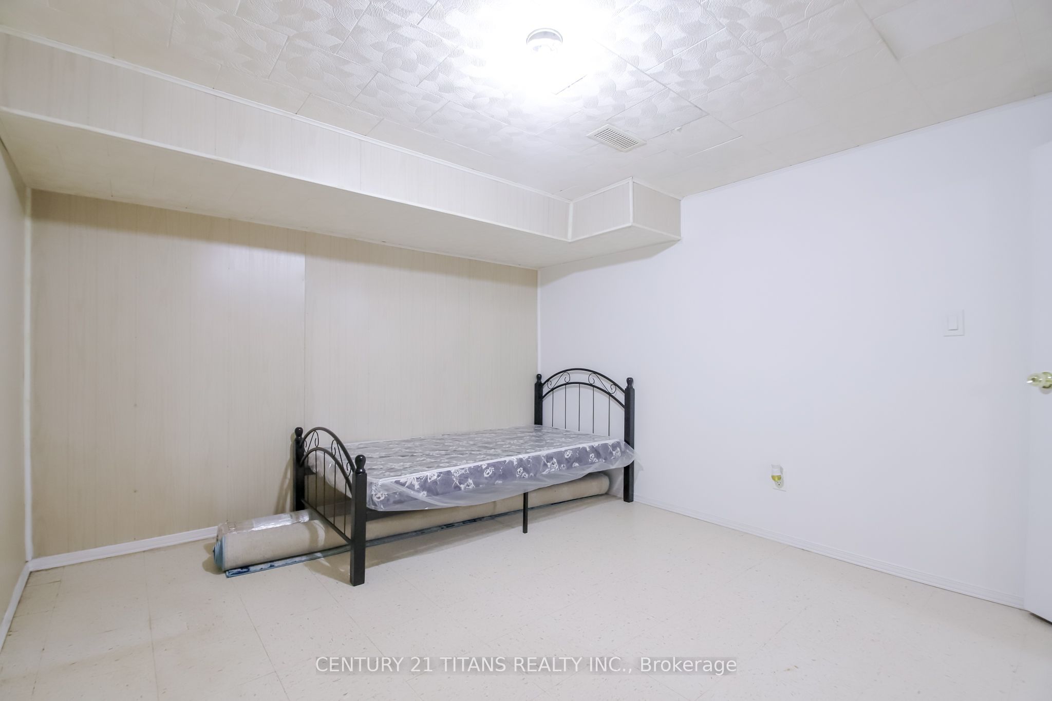 9 Minos Crescent Property Photo 38