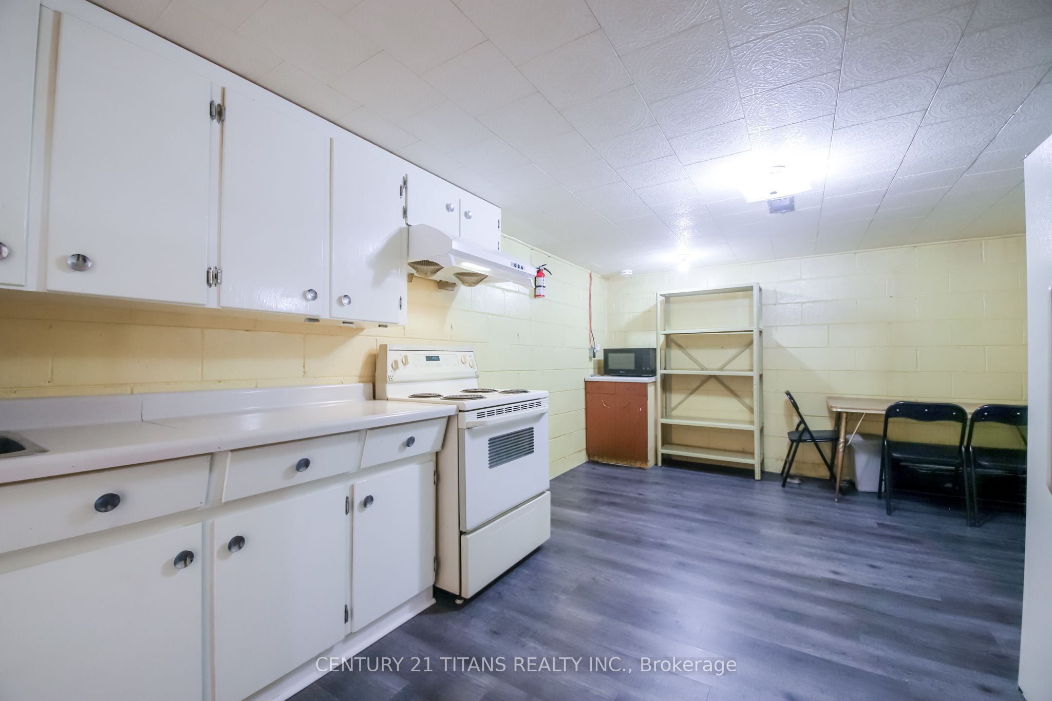9 Minos Crescent Property Photo 41