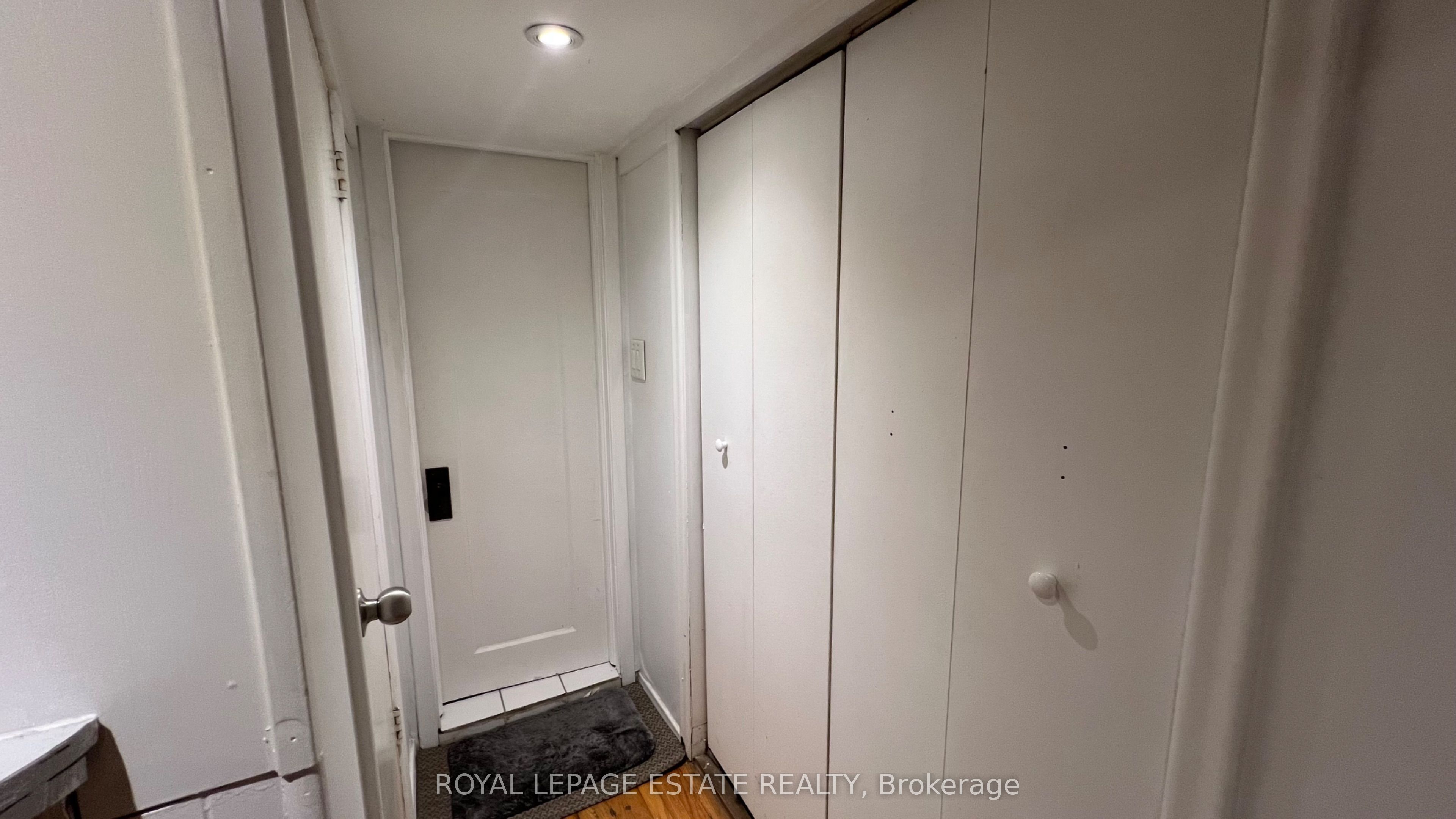 372 Victoria Park Avenue Property Photo 18