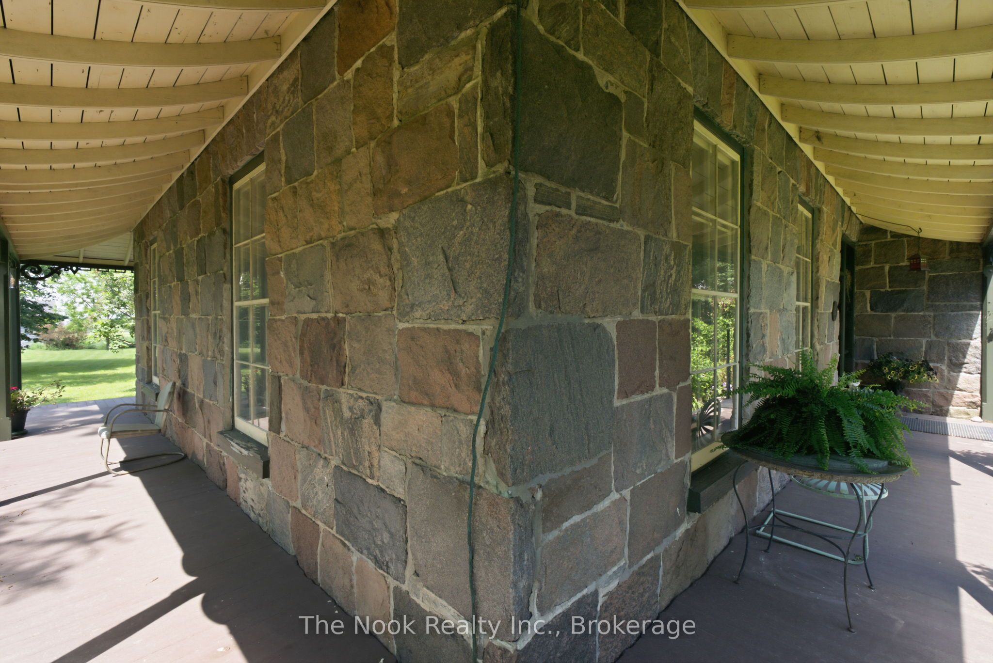 6720 Jewel Road Property Photo 8