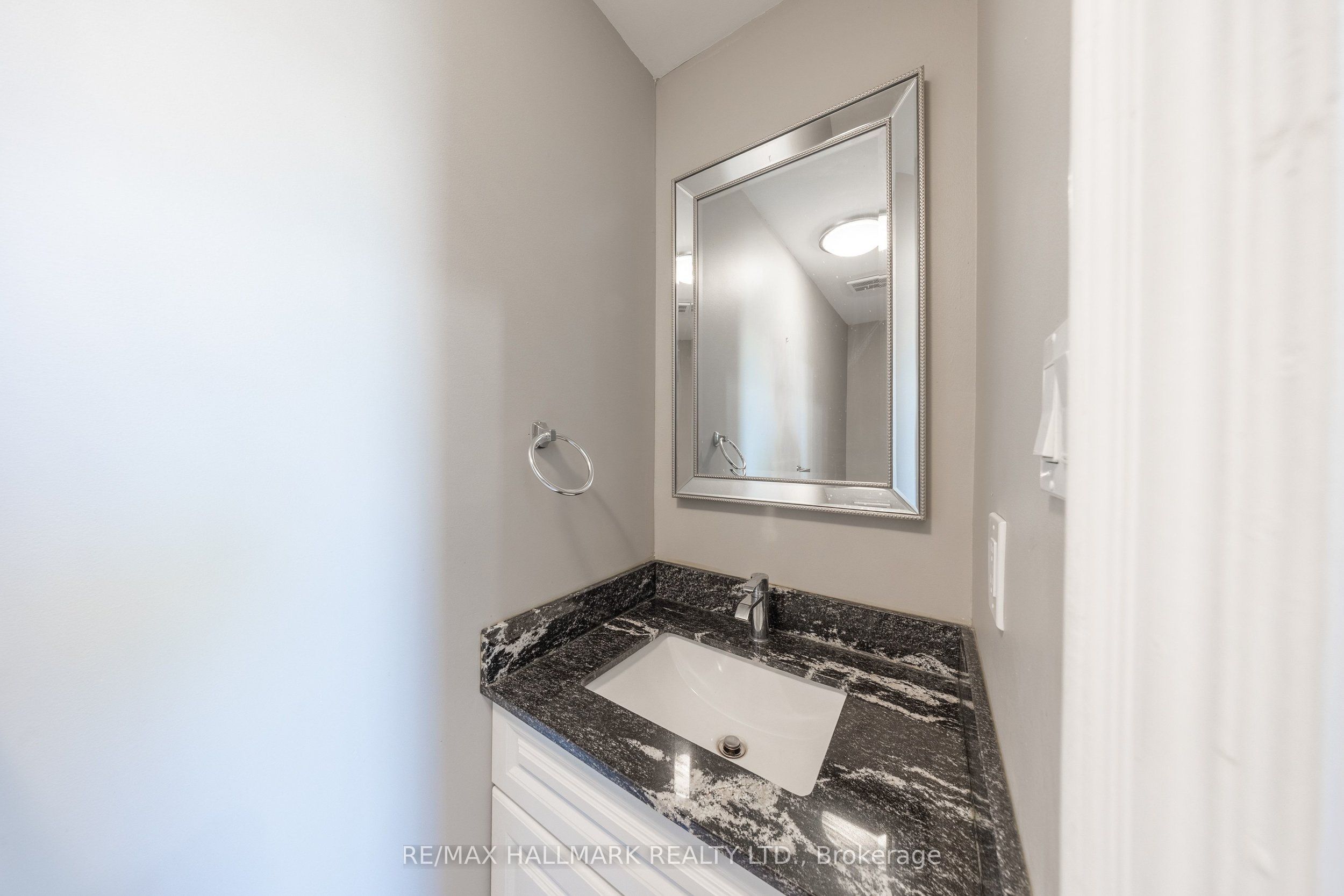 109 Thickson Road S Property Photo 8