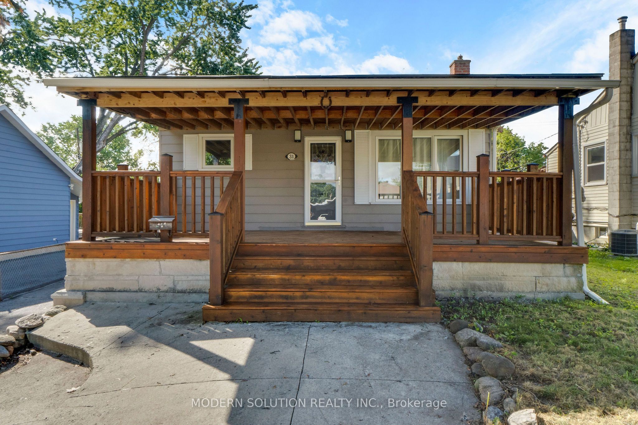 31 Elm Street Property Photo 6