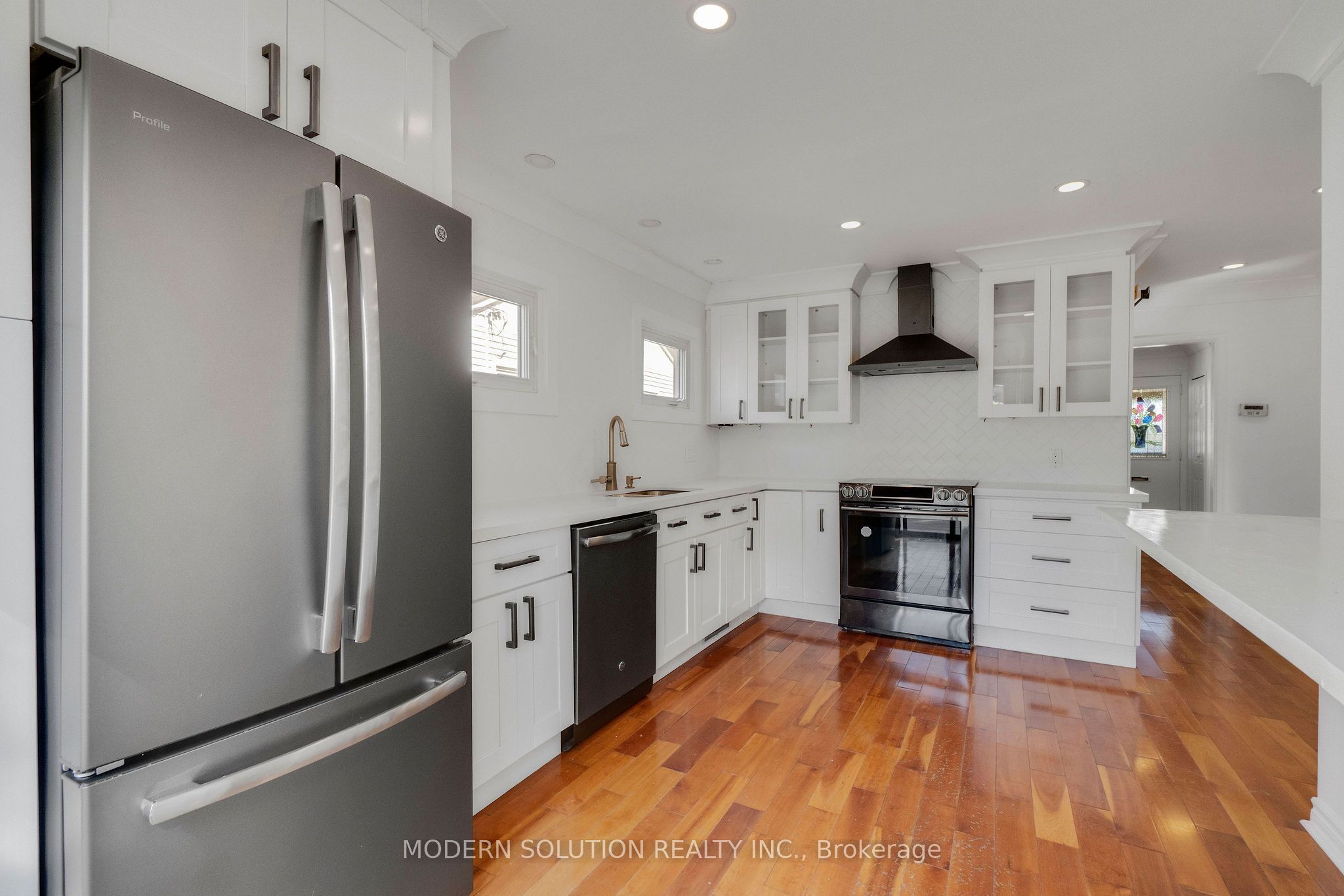 31 Elm Street Property Photo 15