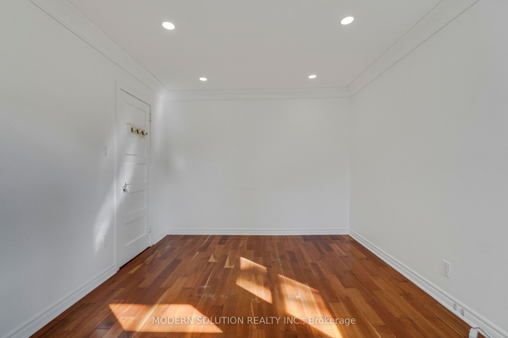 31 Elm Street Property Photo 18