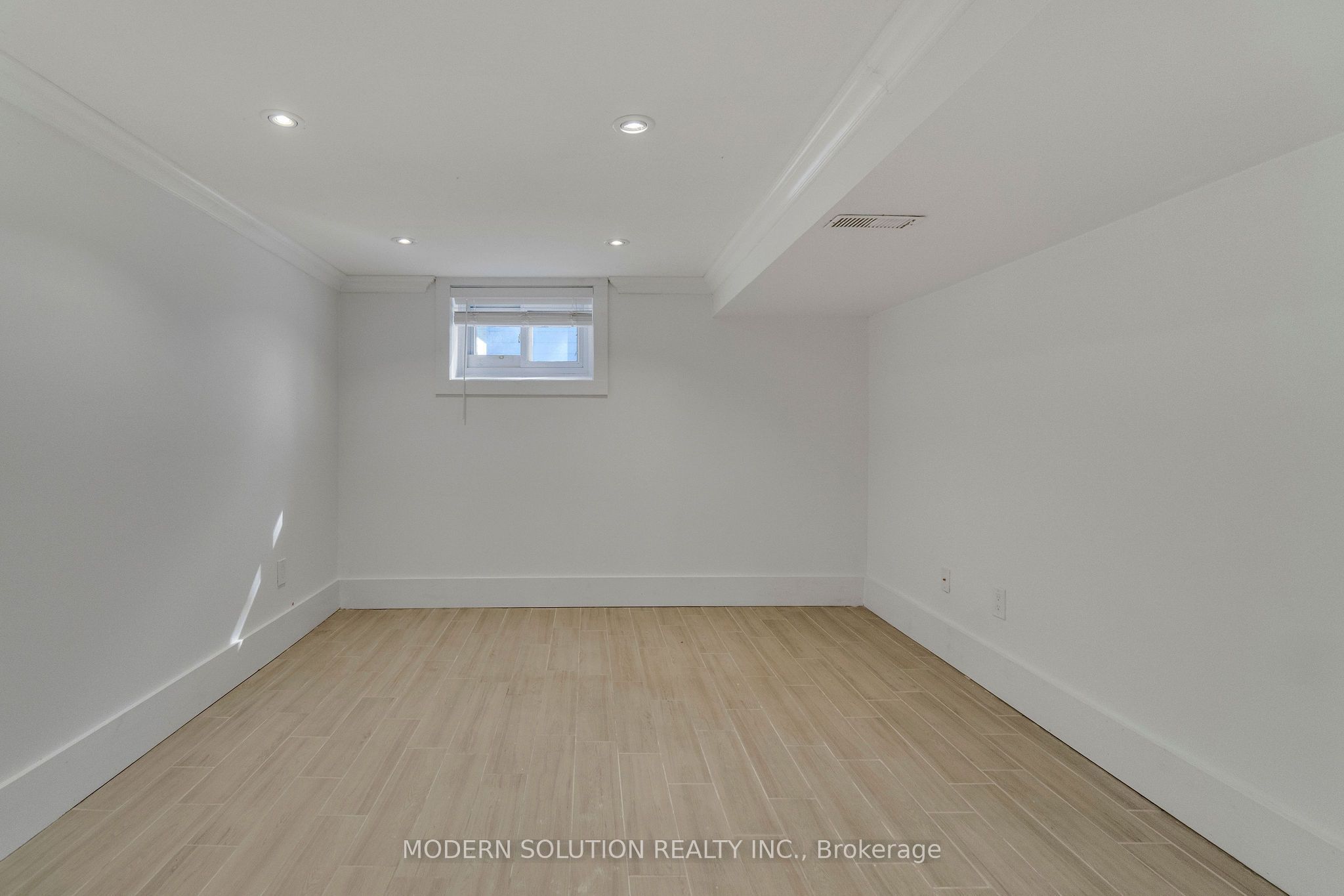 31 Elm Street Property Photo 26