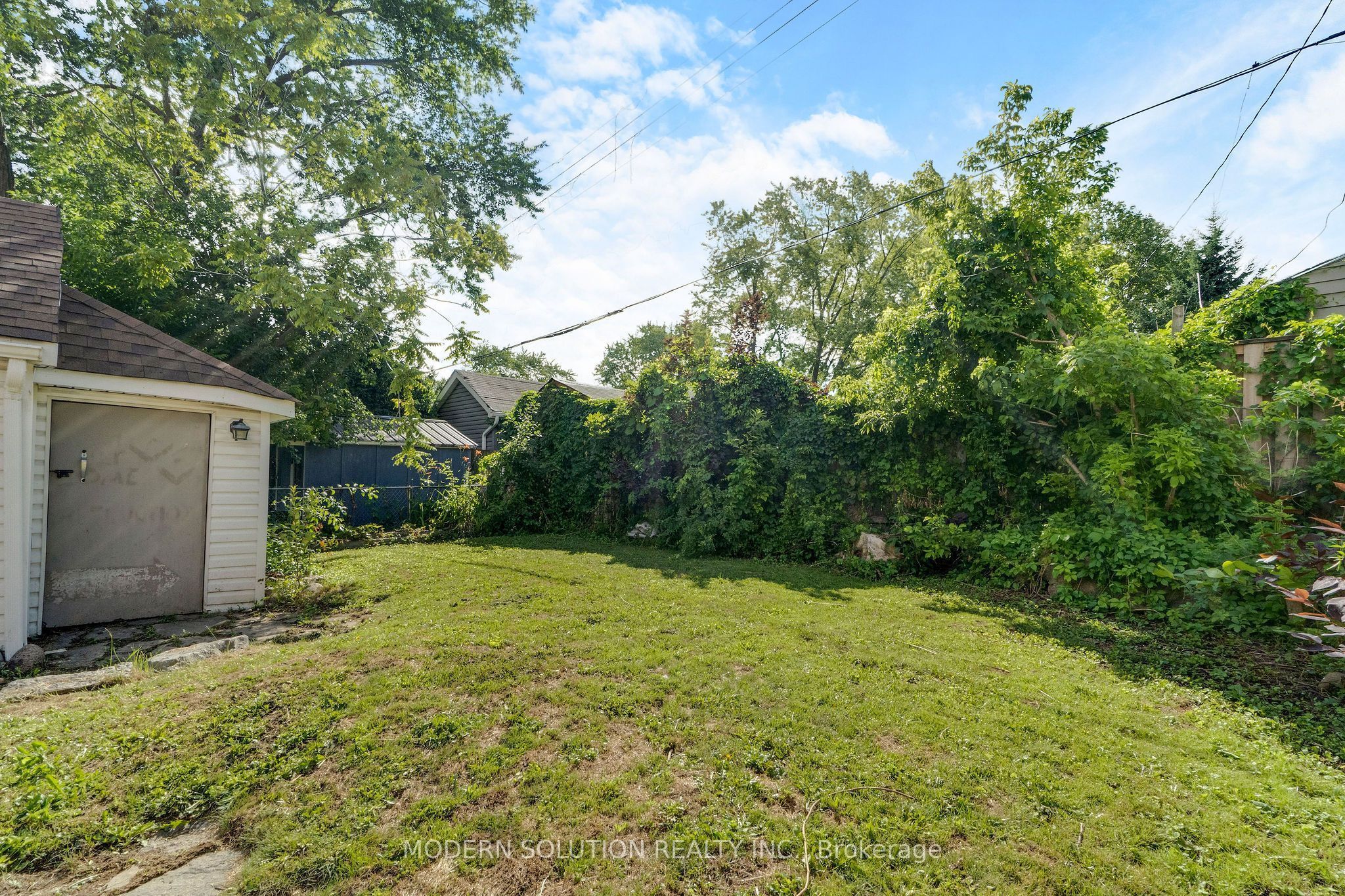 31 Elm Street Property Photo 37