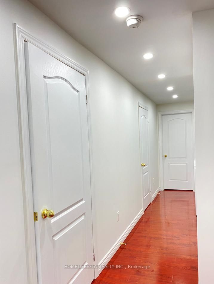 92 Todhunter Crescent Basement Property Photo 7