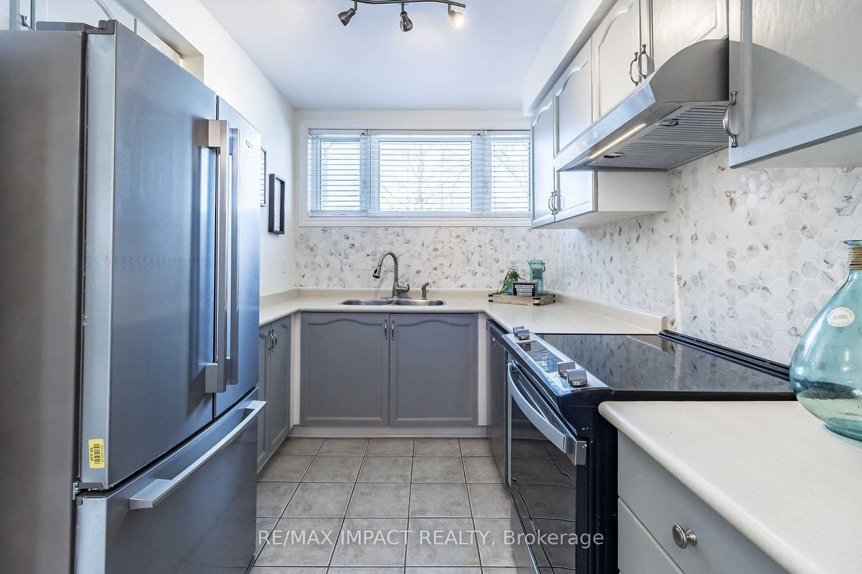 11 Fenwick Avenue Property Photo 8