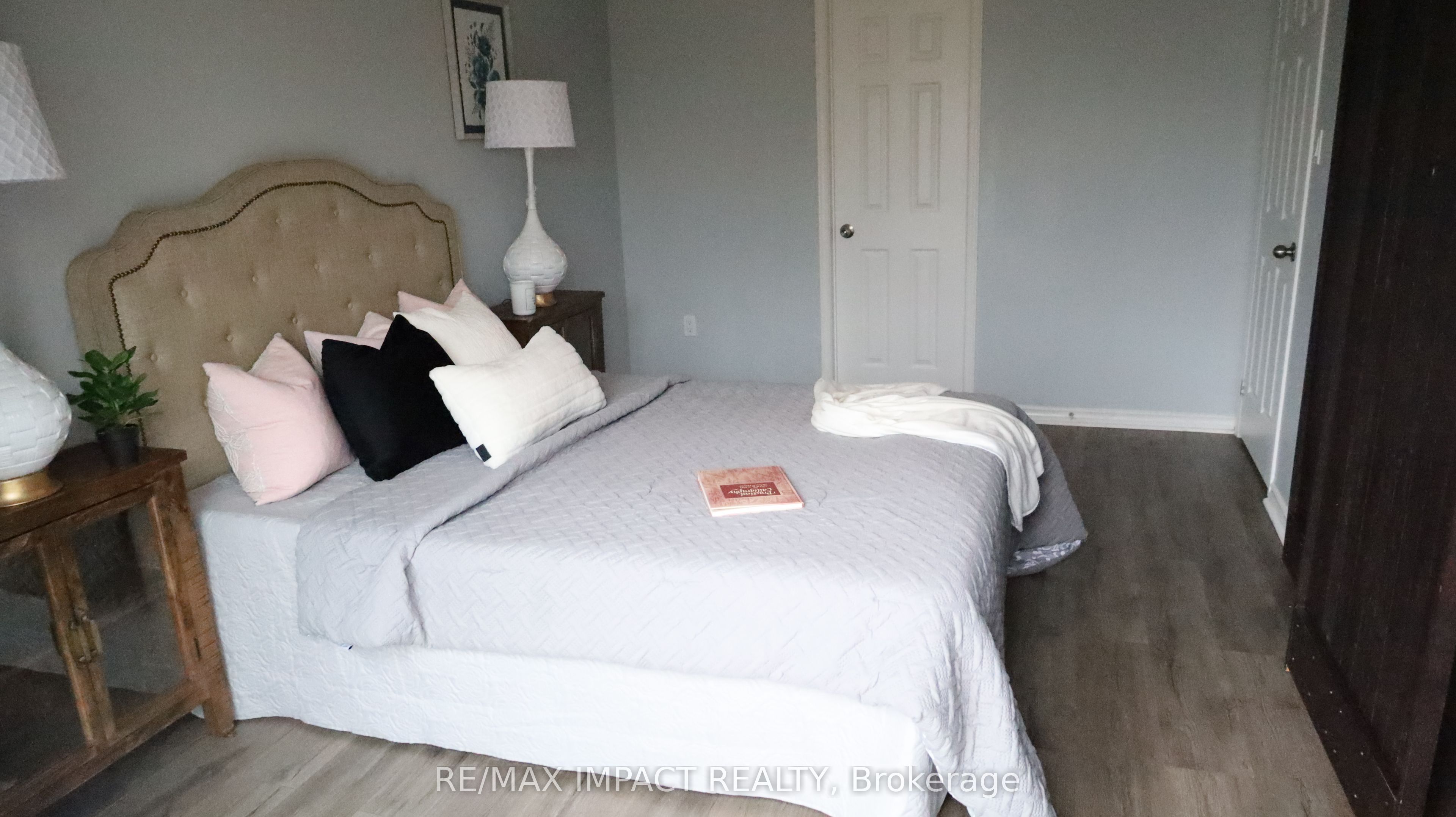 11 Fenwick Avenue Property Photo 24