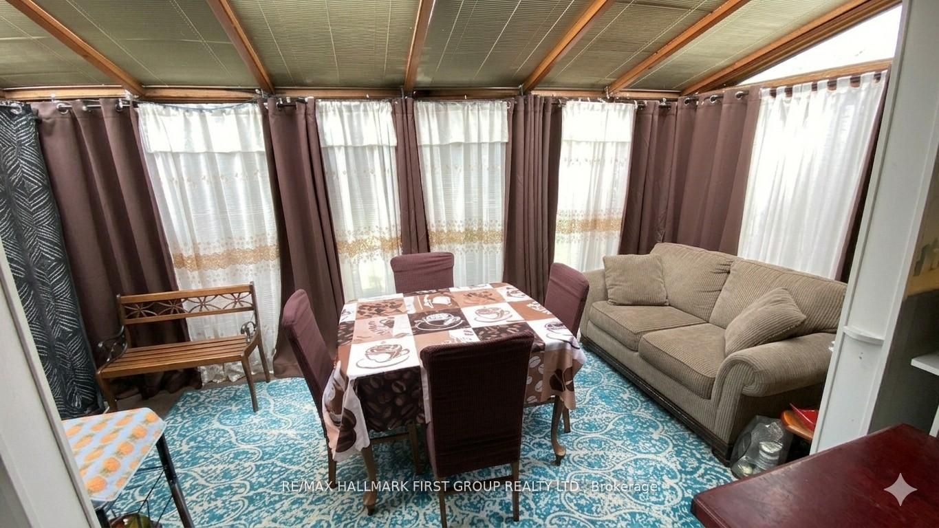 24 George Street Property Photo 10