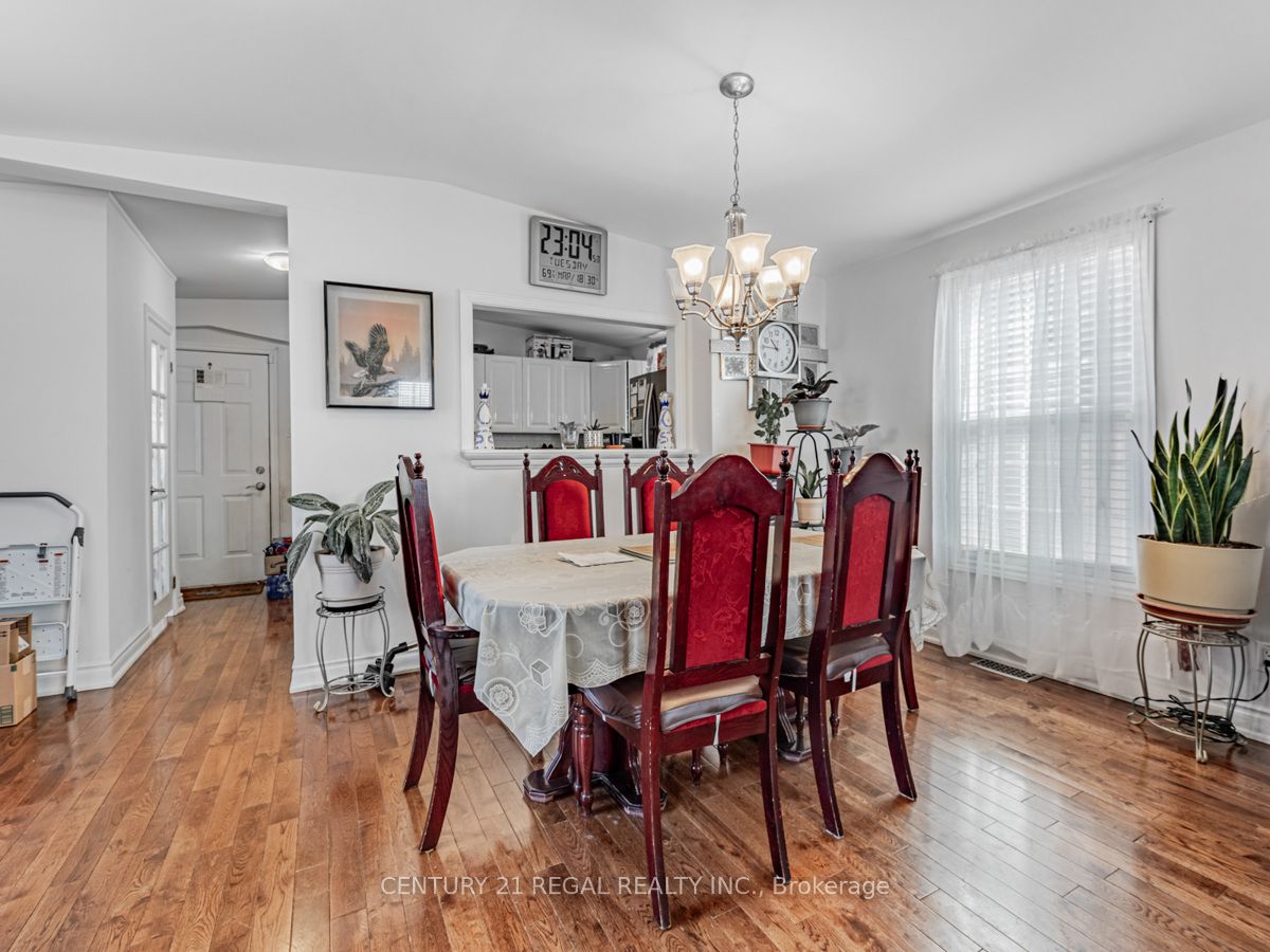 160 Bruce Street Property Photo 8