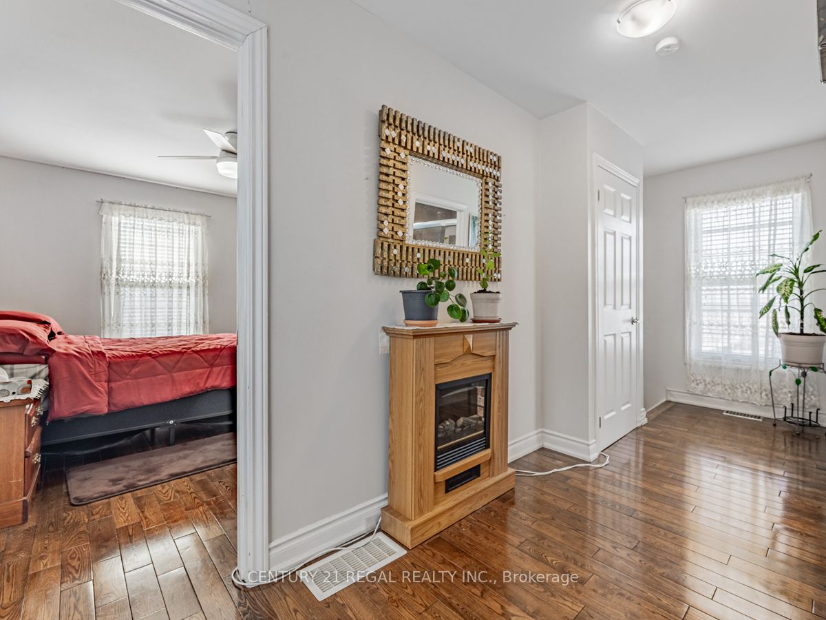 160 Bruce Street Property Photo 15
