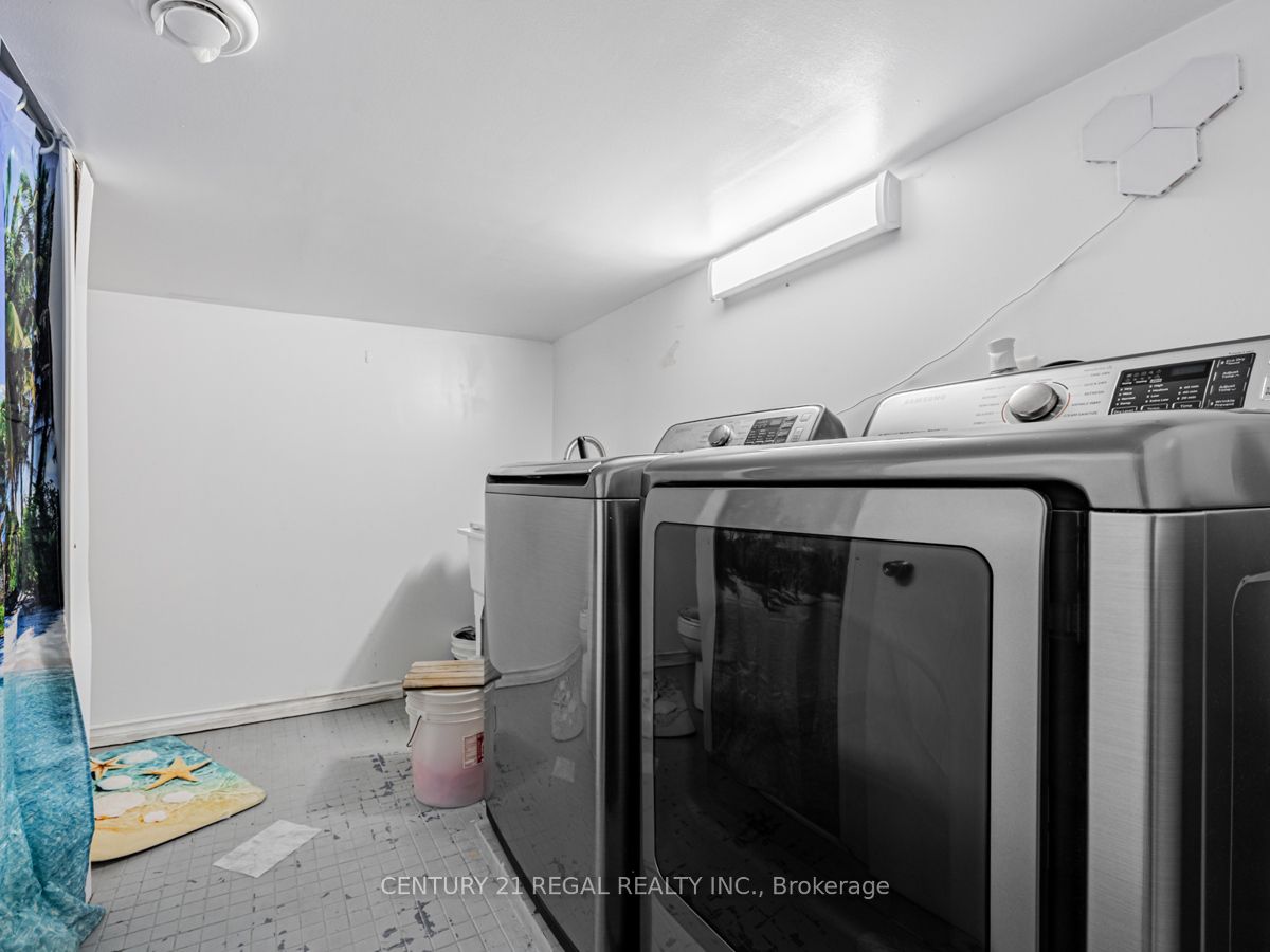 160 Bruce Street Property Photo 26