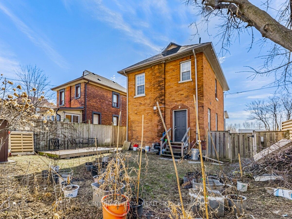 160 Bruce Street Property Photo 29