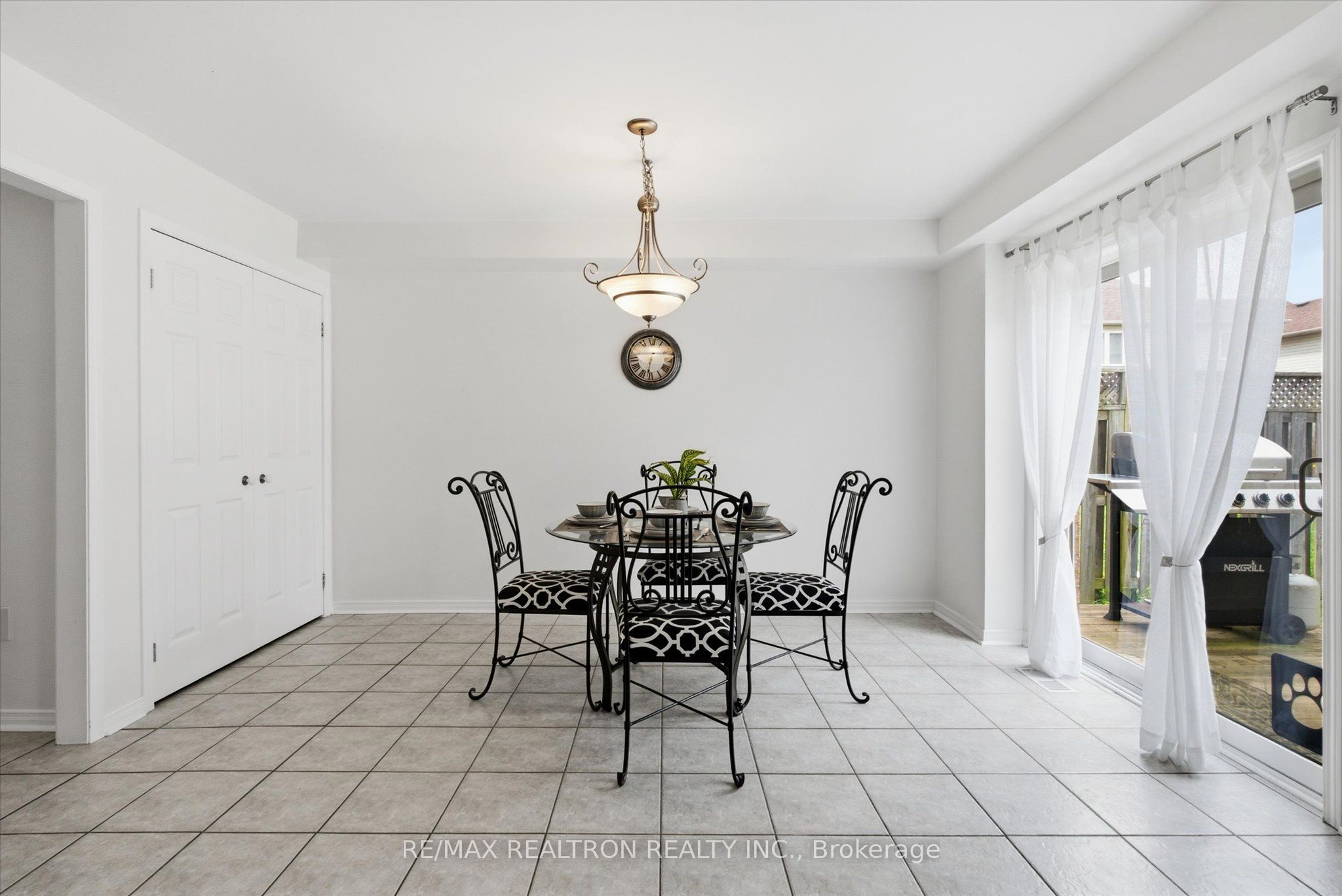 78 Hutton Place Property Photo 13