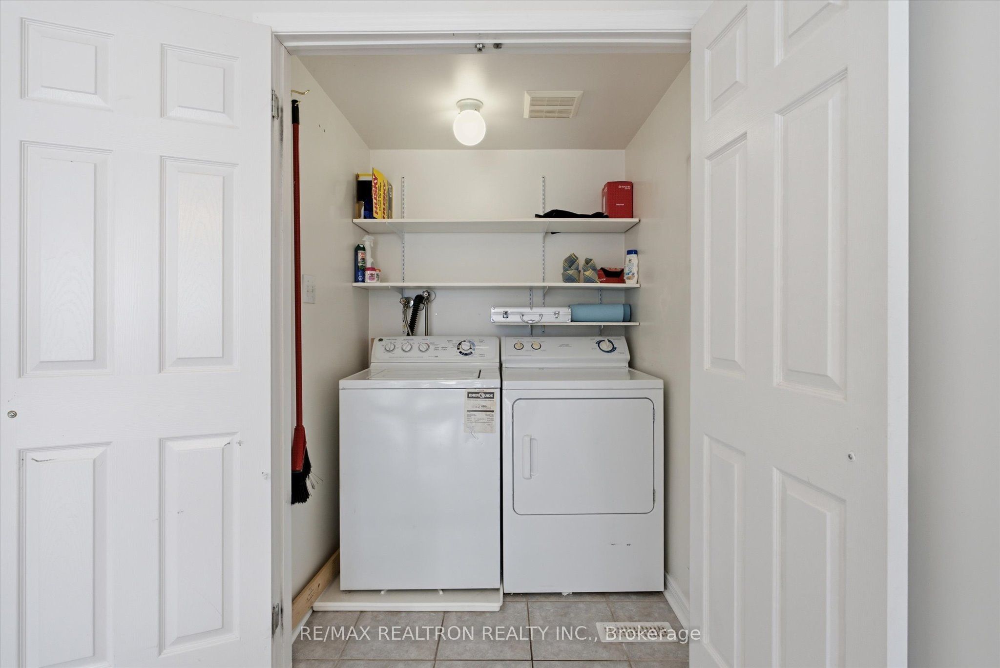 78 Hutton Place Property Photo 14